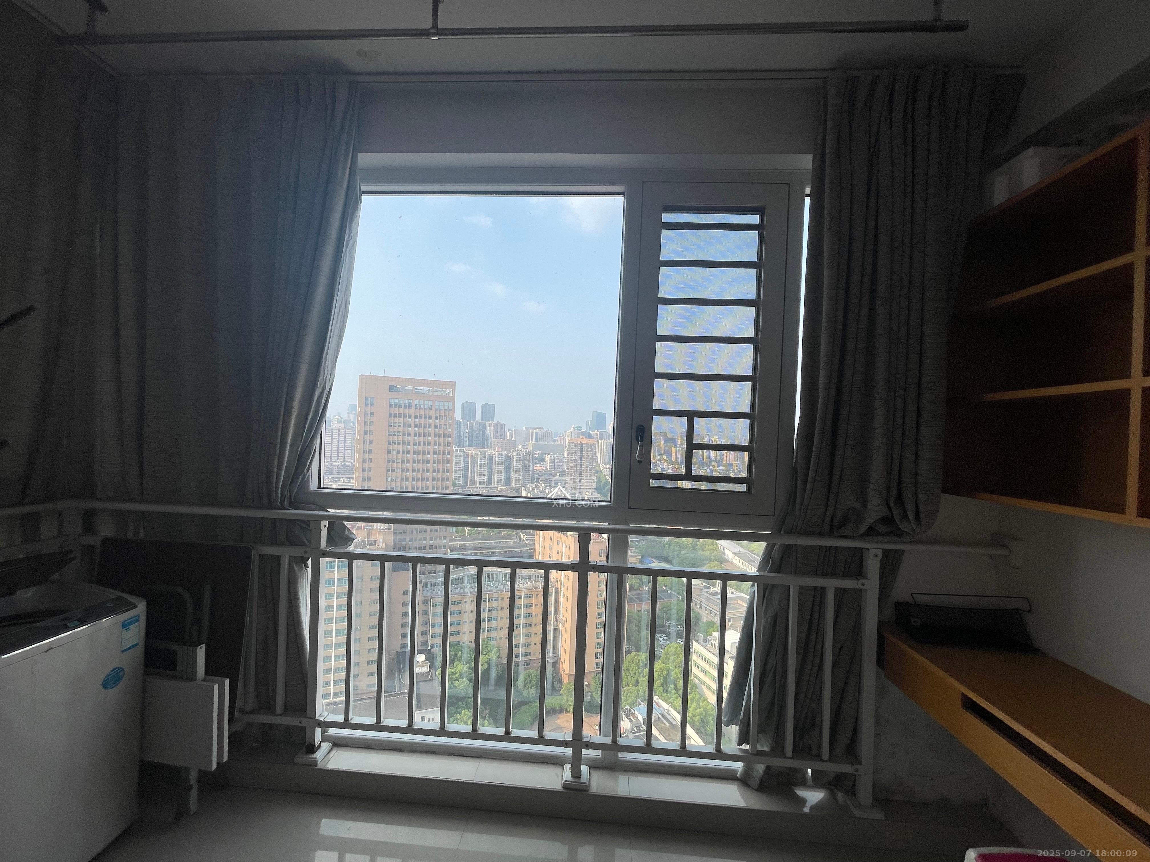 宏泽佳园 2室1厅1卫 2000.0元/月 宏泽佳园 2室1厅1卫 2000.0元/月室内图