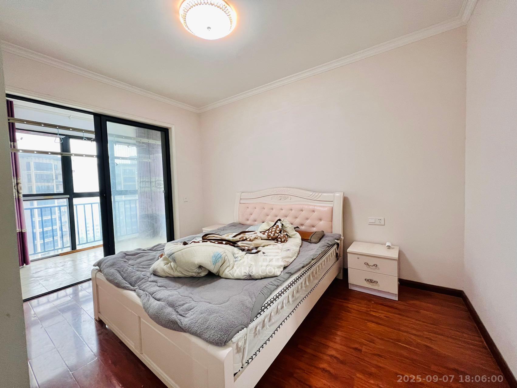 中南红领邦（红星嘉和苑）  3室2厅2卫    2600.0元/月室内图