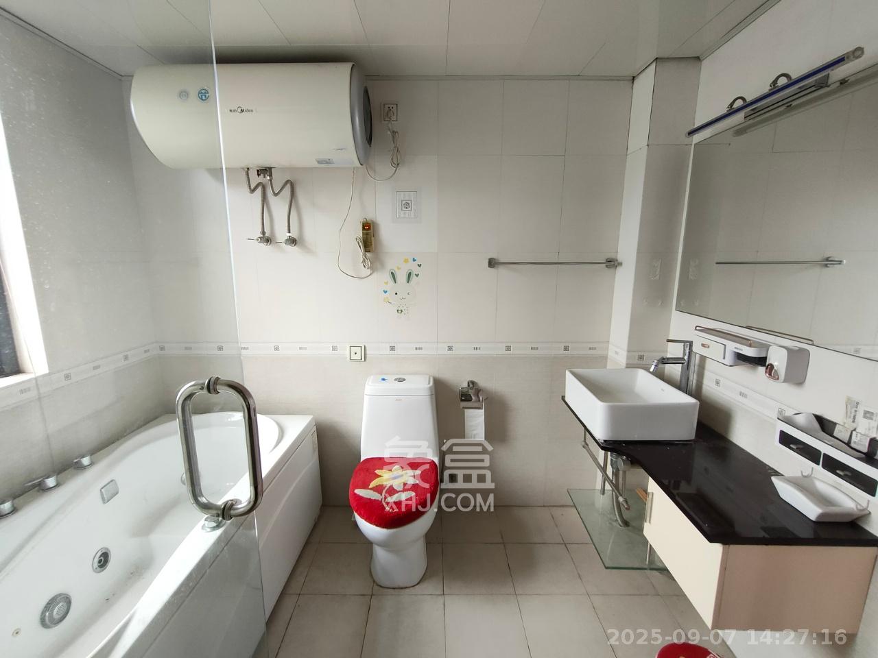 仁和香堤雅境  2室2厅1卫    2400.0元/月室内图