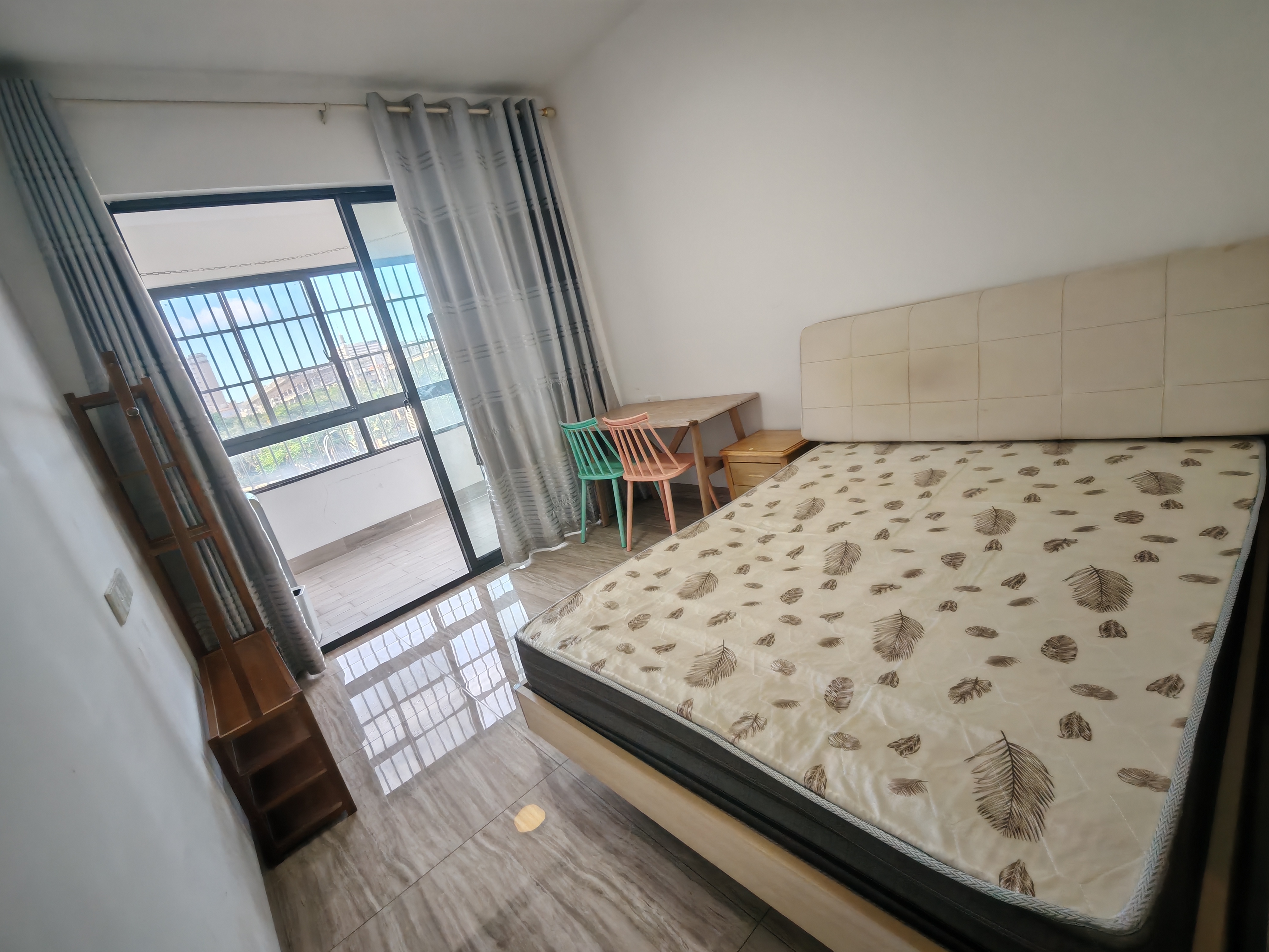 新城吾悦广场 1室1厅1卫 1600.0元/月 新城吾悦广场 1室1厅1卫 1600.0元/月室内图