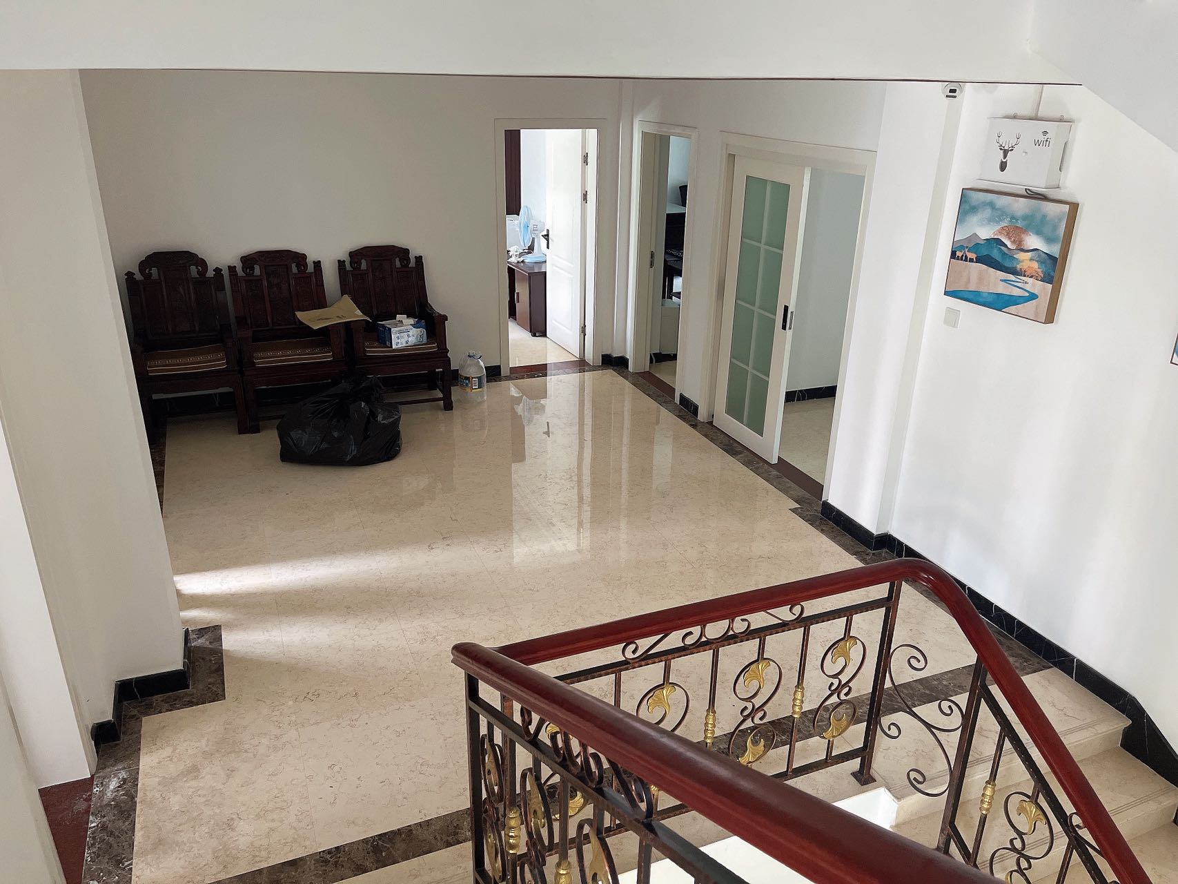 阳光小区 8室3厅6卫 40000.0元/月 阳光小区 8室3厅6卫 40000.0元/月室内图