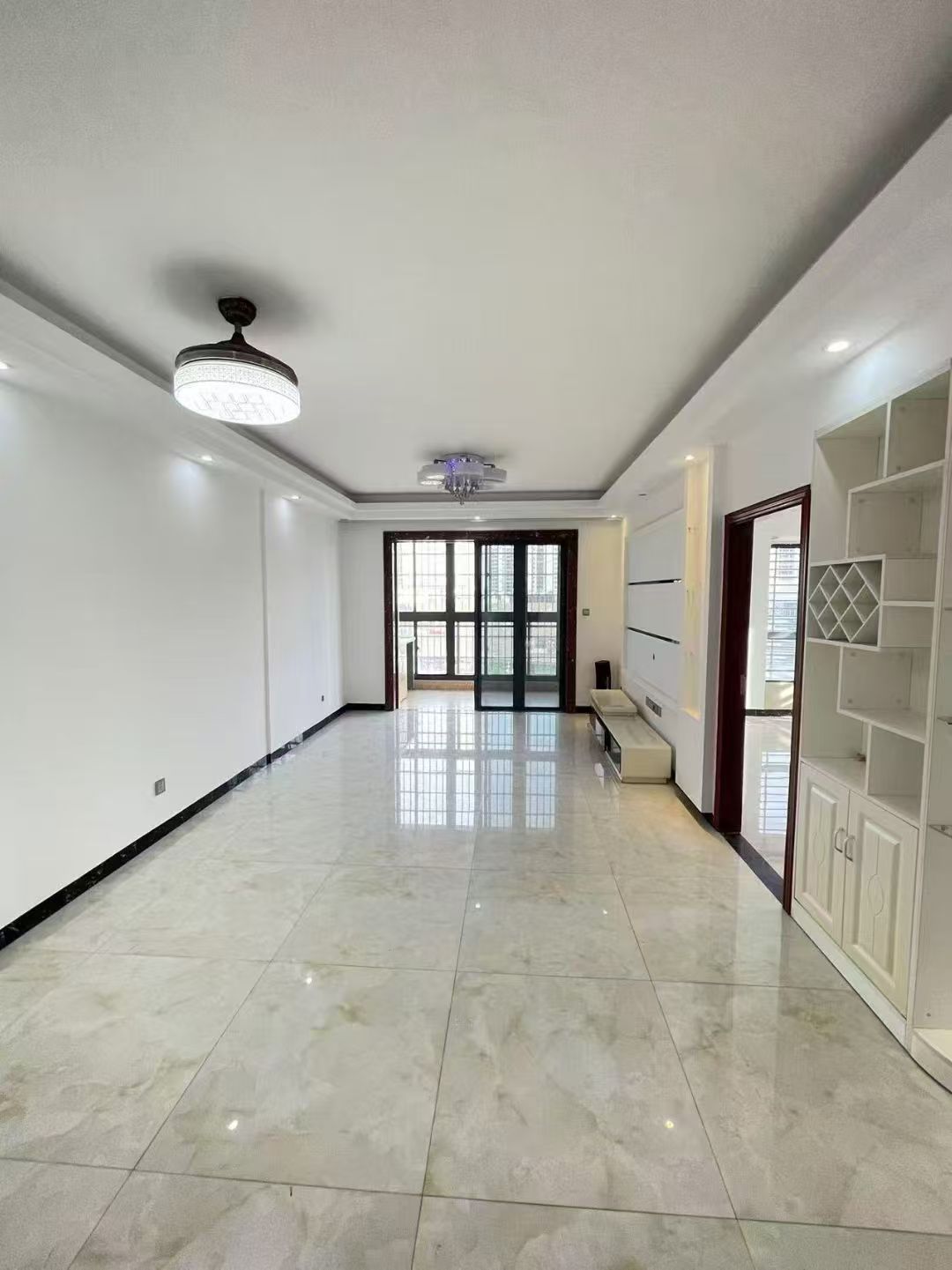 昌茂城邦  2室2厅1卫    118.9万 昌茂城邦  2室2厅1卫    118.9万室内图