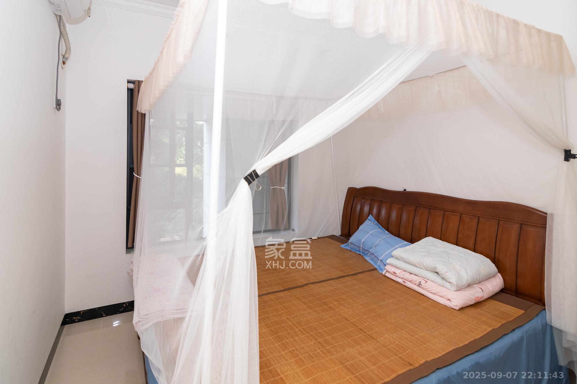 联诚现代城  3室2厅1卫    51.8万卧室