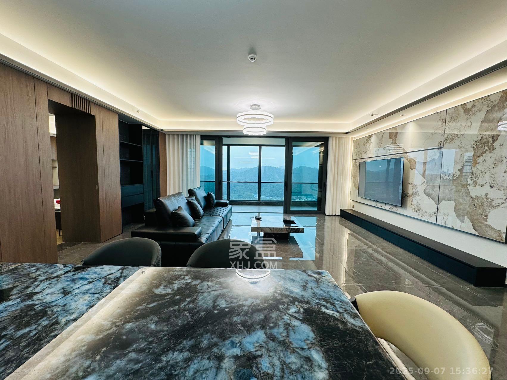 绿城招商桂语雲峯 4室2厅2卫 8000.0元/月 绿城招商桂语雲峯 4室2厅2卫 8000.0元/月室内图