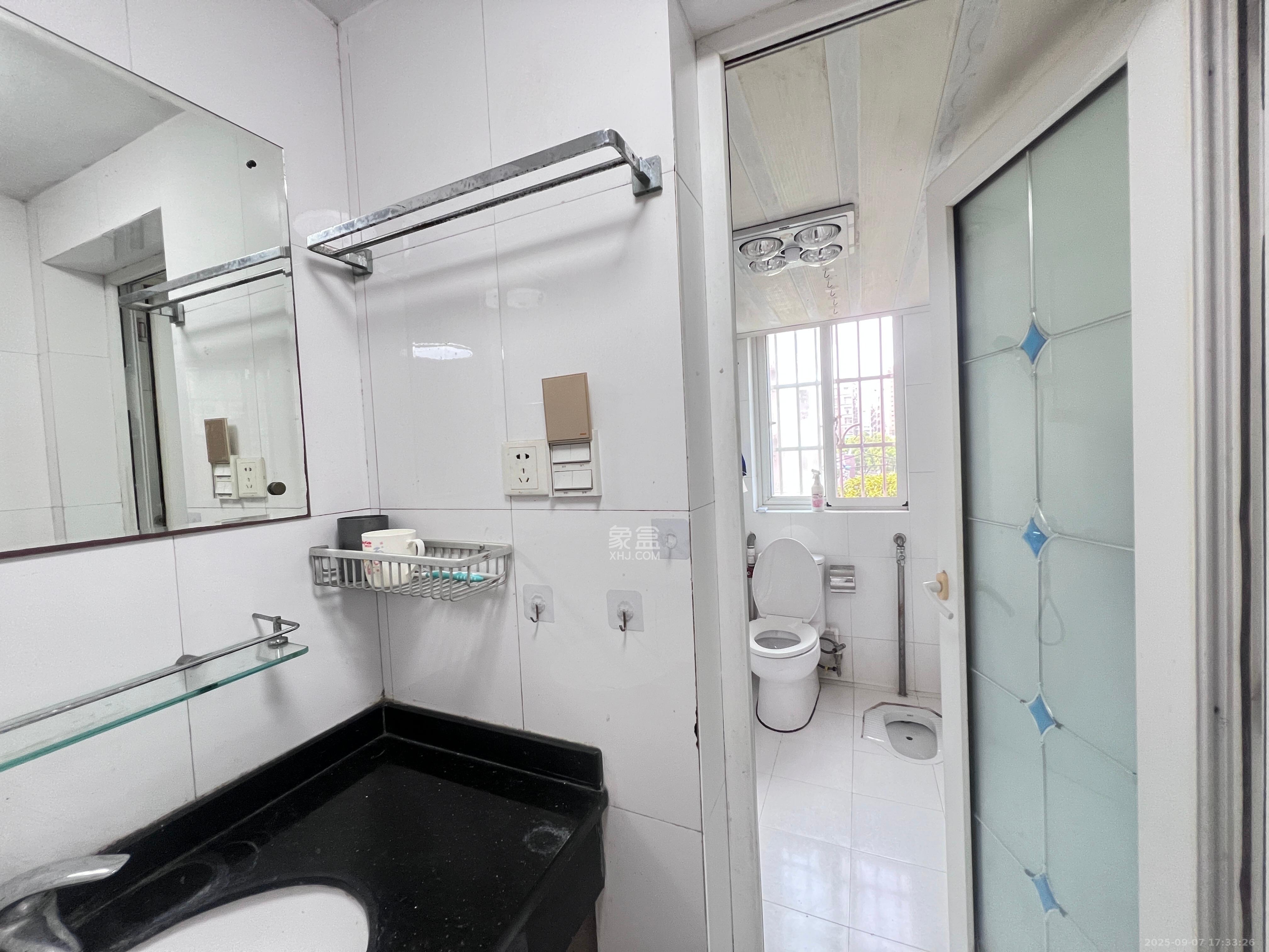 湘樟园小区(湘樟家园)  2室2厅1卫    1700.0元/月 湘樟园小区(湘樟家园)  2室2厅1卫    1700.0元/月室内图