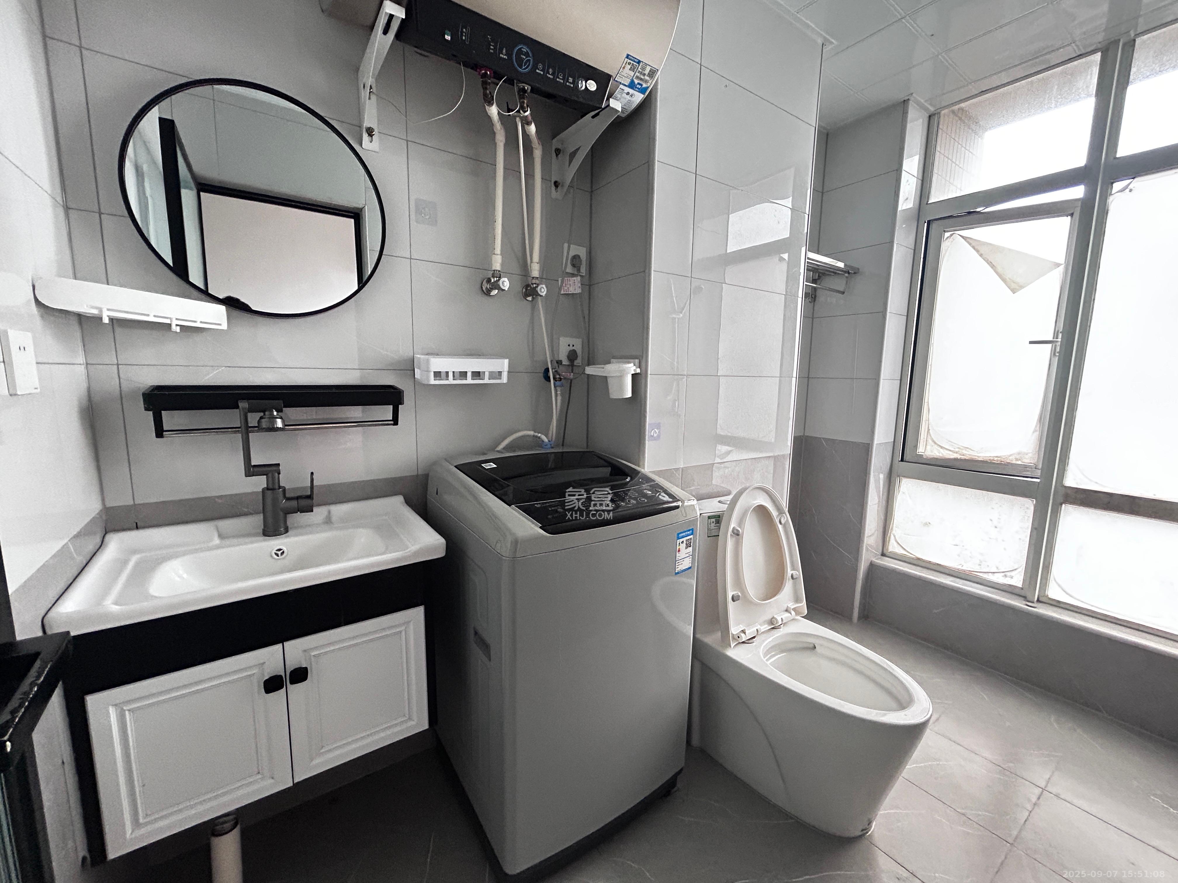 金鼎公园尚 1室1厅1卫 1300.0元/月 金鼎公园尚 1室1厅1卫 1300.0元/月室内图