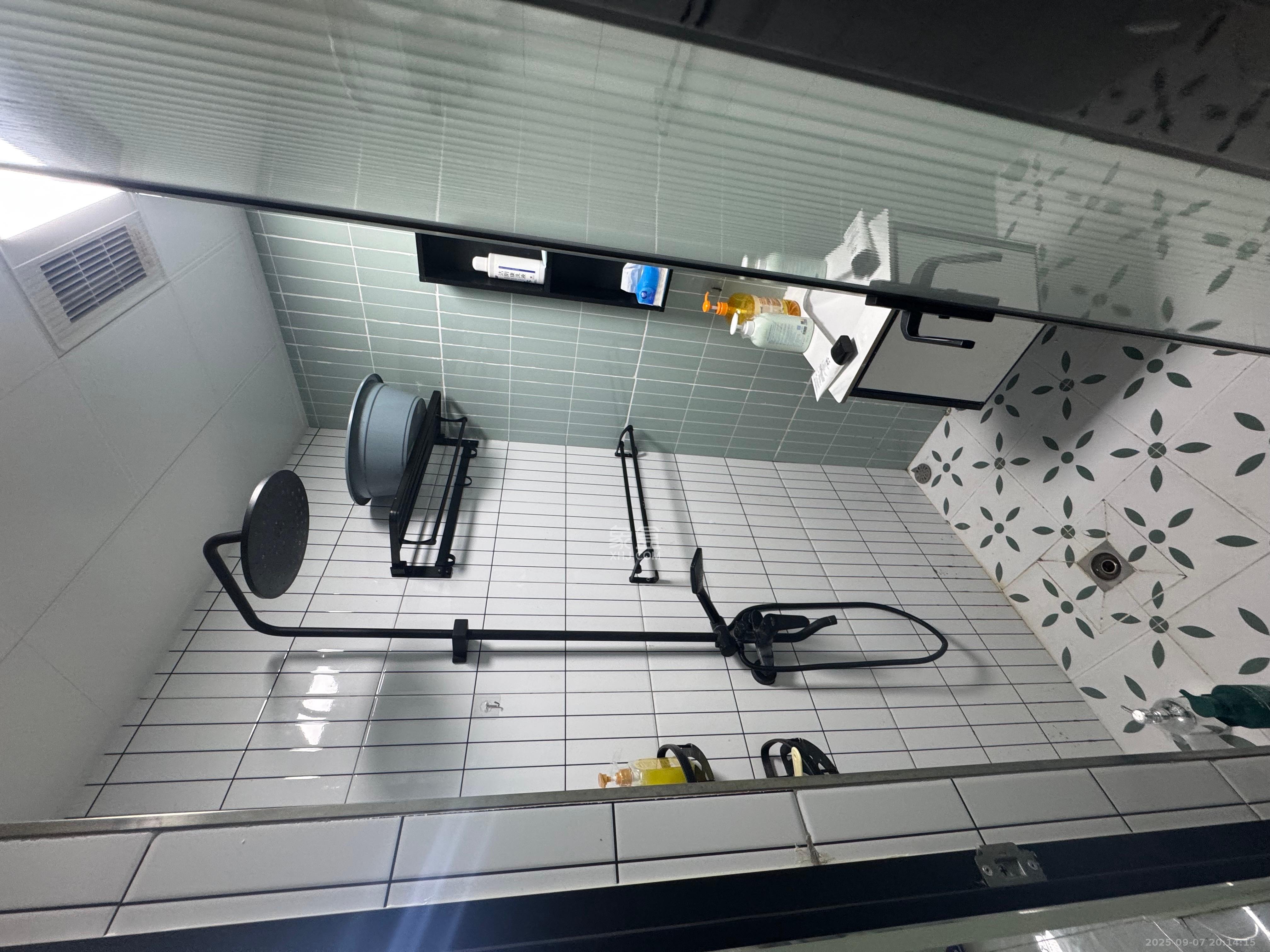 碧桂园城市之光  1室1厅1卫    1600.0元/月室内图