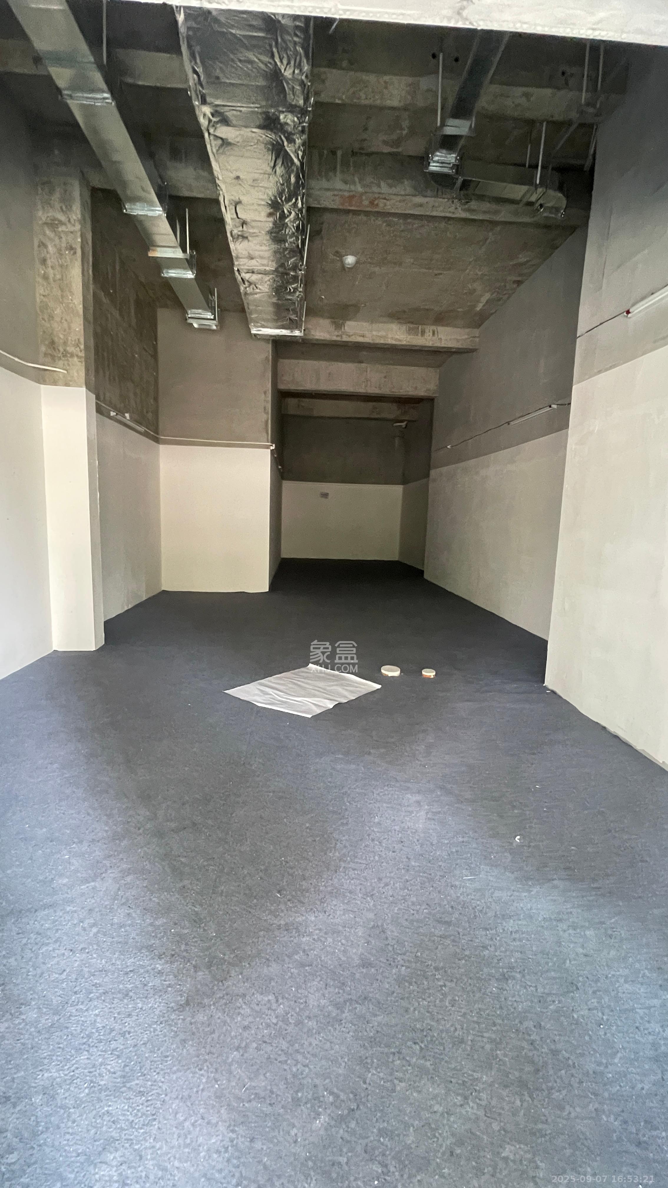 长沙润府B区   76.43㎡     9800.00元/月室内图
