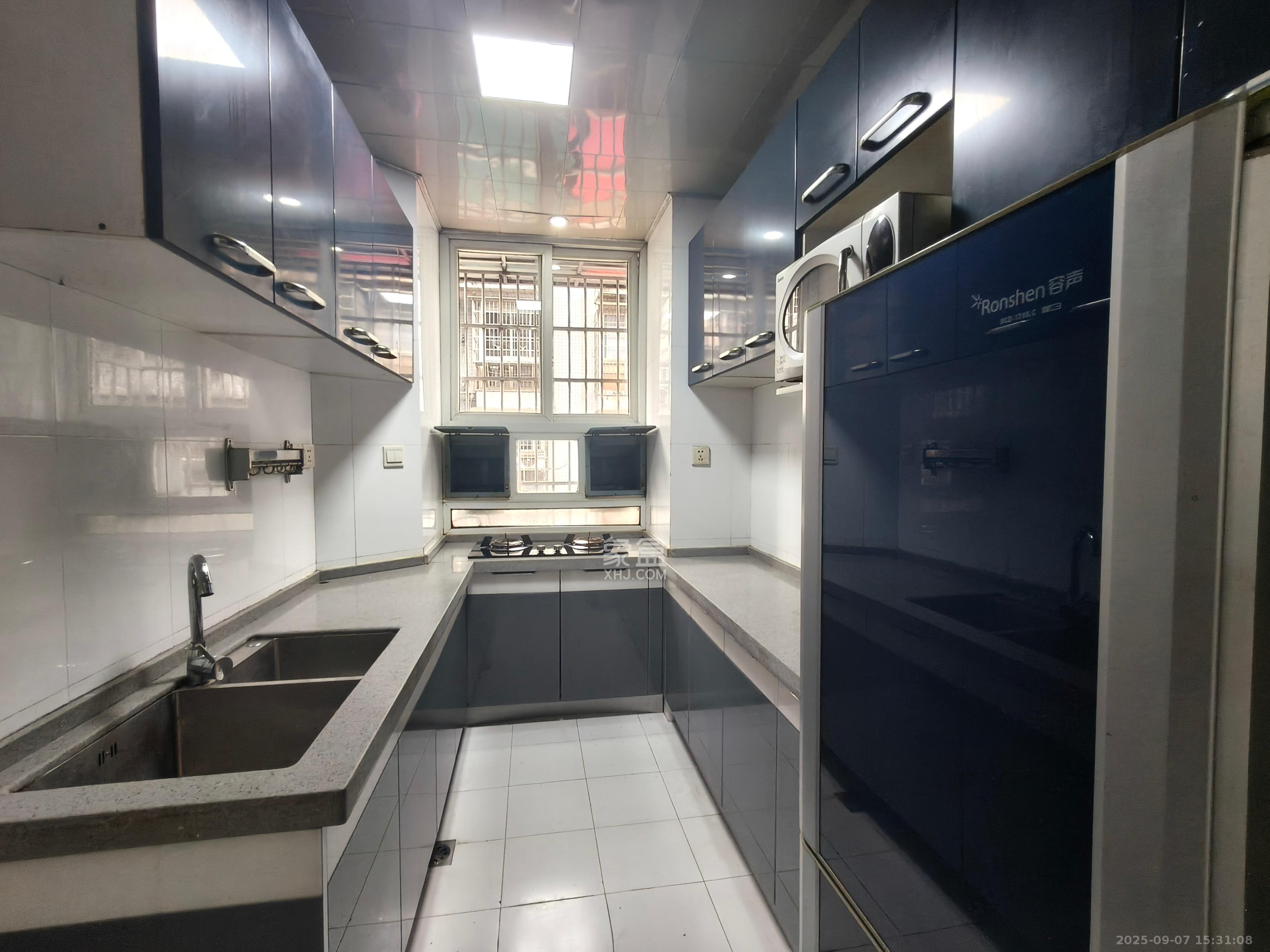 高桥粮油市场（高桥一号小区）  3室1厅1卫    2000.0元/月室内图