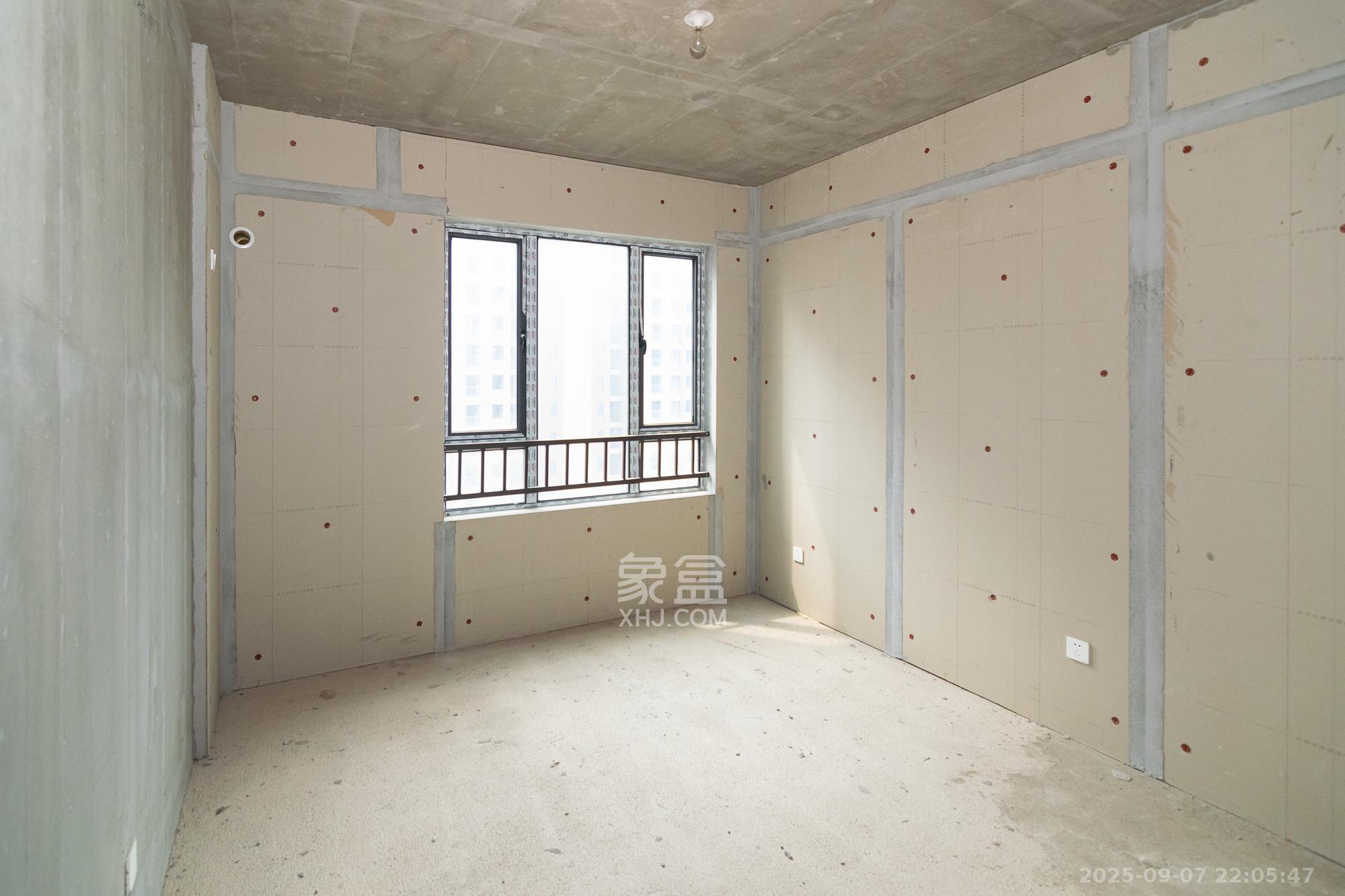 澳海云天赋  4室2厅2卫    62.0万 澳海云天赋  4室2厅2卫    62.0万卧室