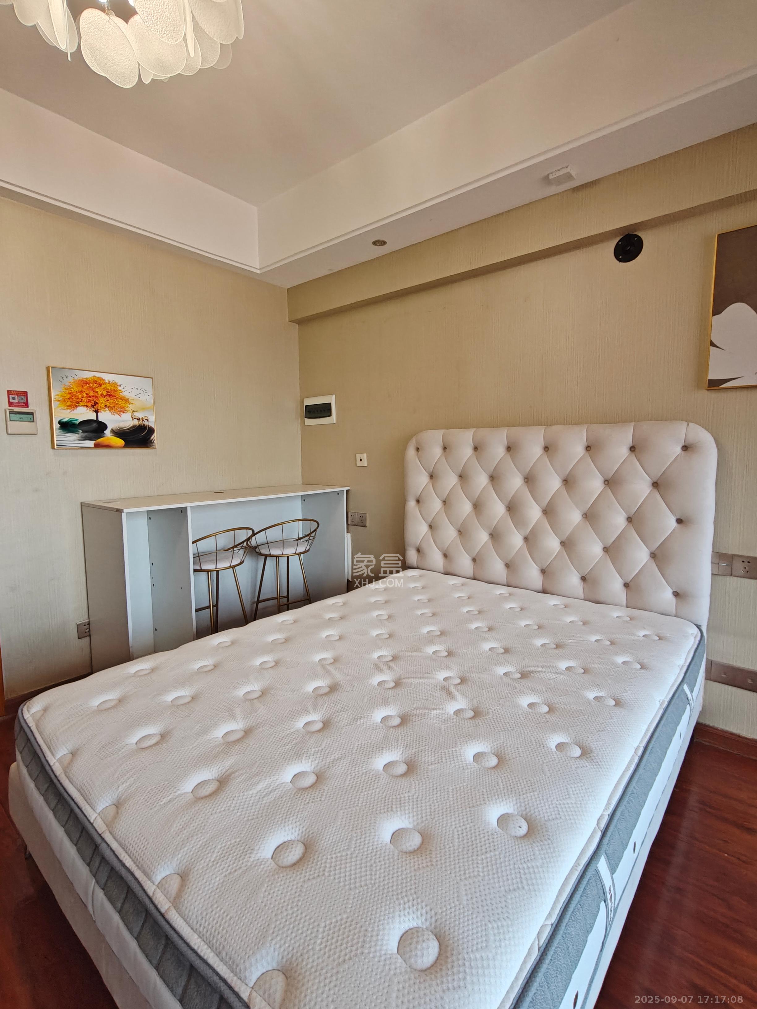 五一钻界 1室0厅0卫 2300.0元/月 五一钻界 1室0厅0卫 2300.0元/月室内图