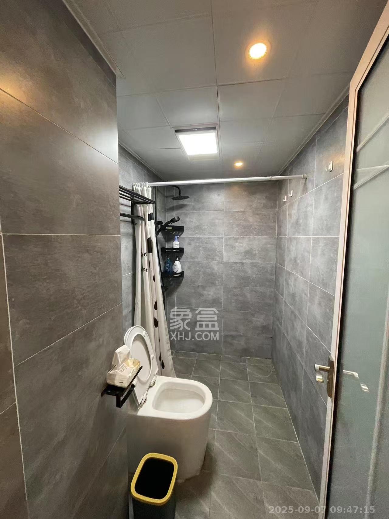 湘域城邦(湘域国际中心)  1室1厅1卫    3000.0元/月 湘域城邦(湘域国际中心)  1室1厅1卫    3000.0元/月室内图