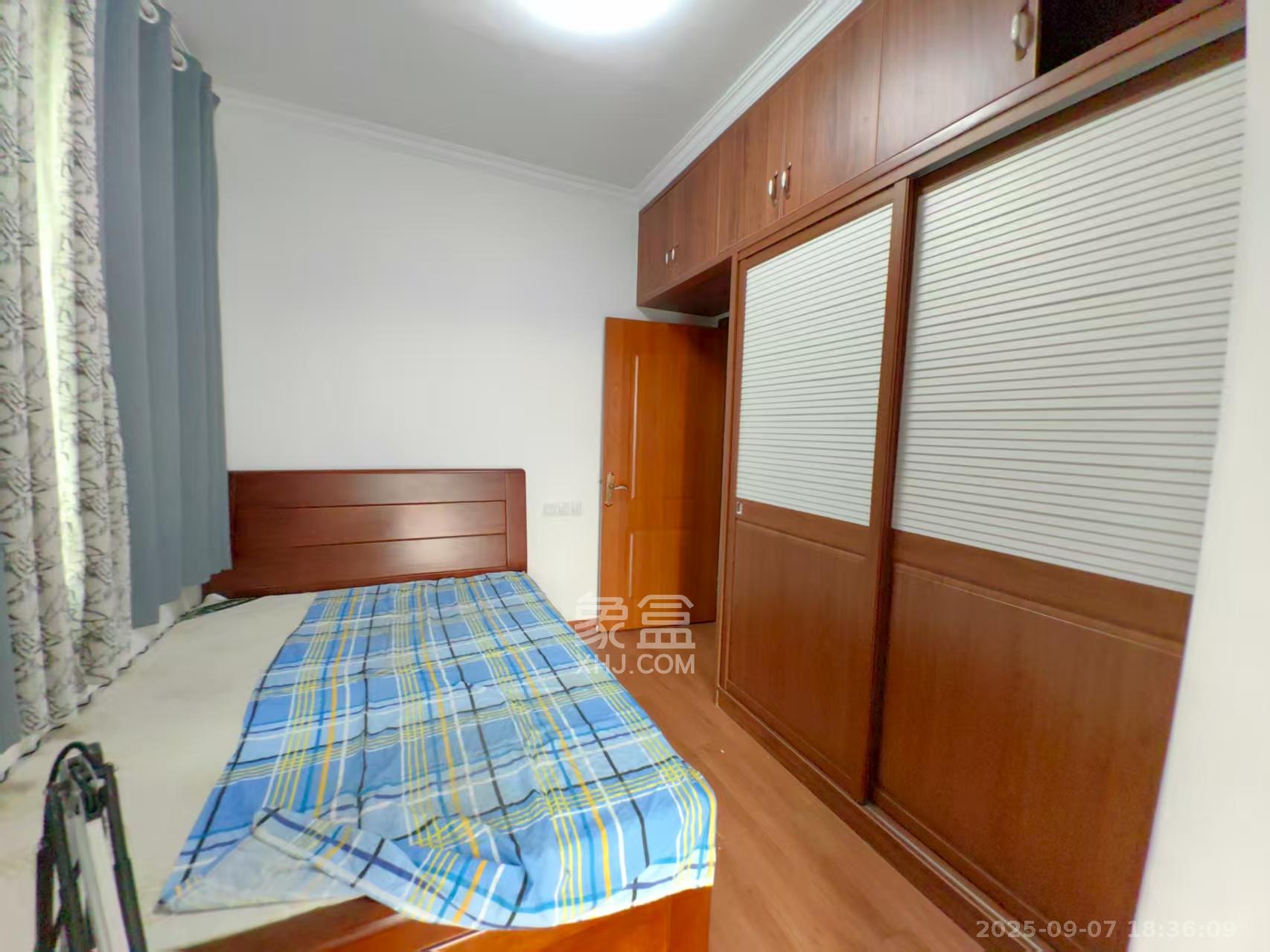 天元涉外景园C区 4室2厅2卫 3200.0元/月 天元涉外景园C区 4室2厅2卫 3200.0元/月室内图