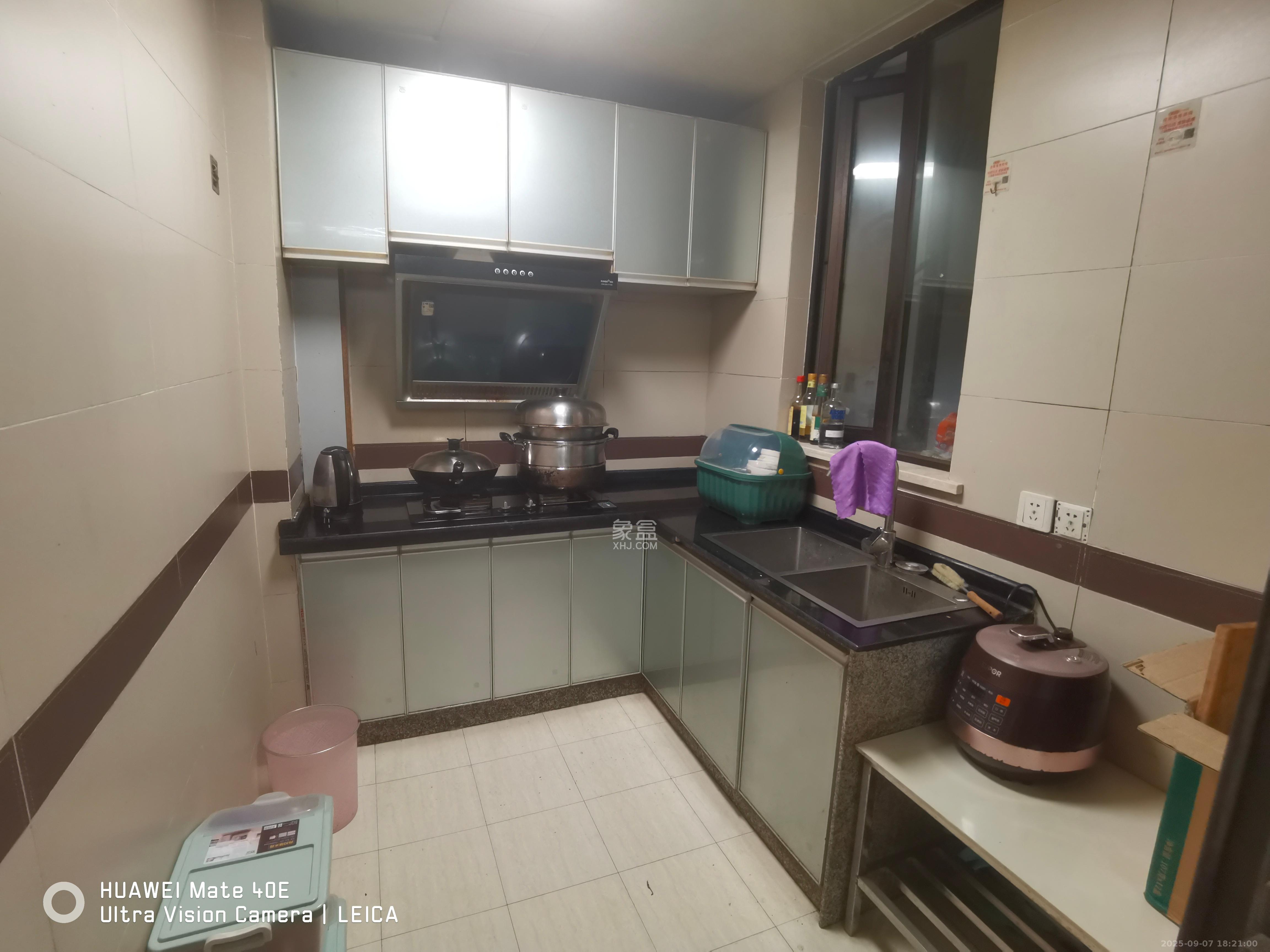 华润凤凰城三期 3室2厅1卫 2000.0元/月 华润凤凰城三期 3室2厅1卫 2000.0元/月室内图