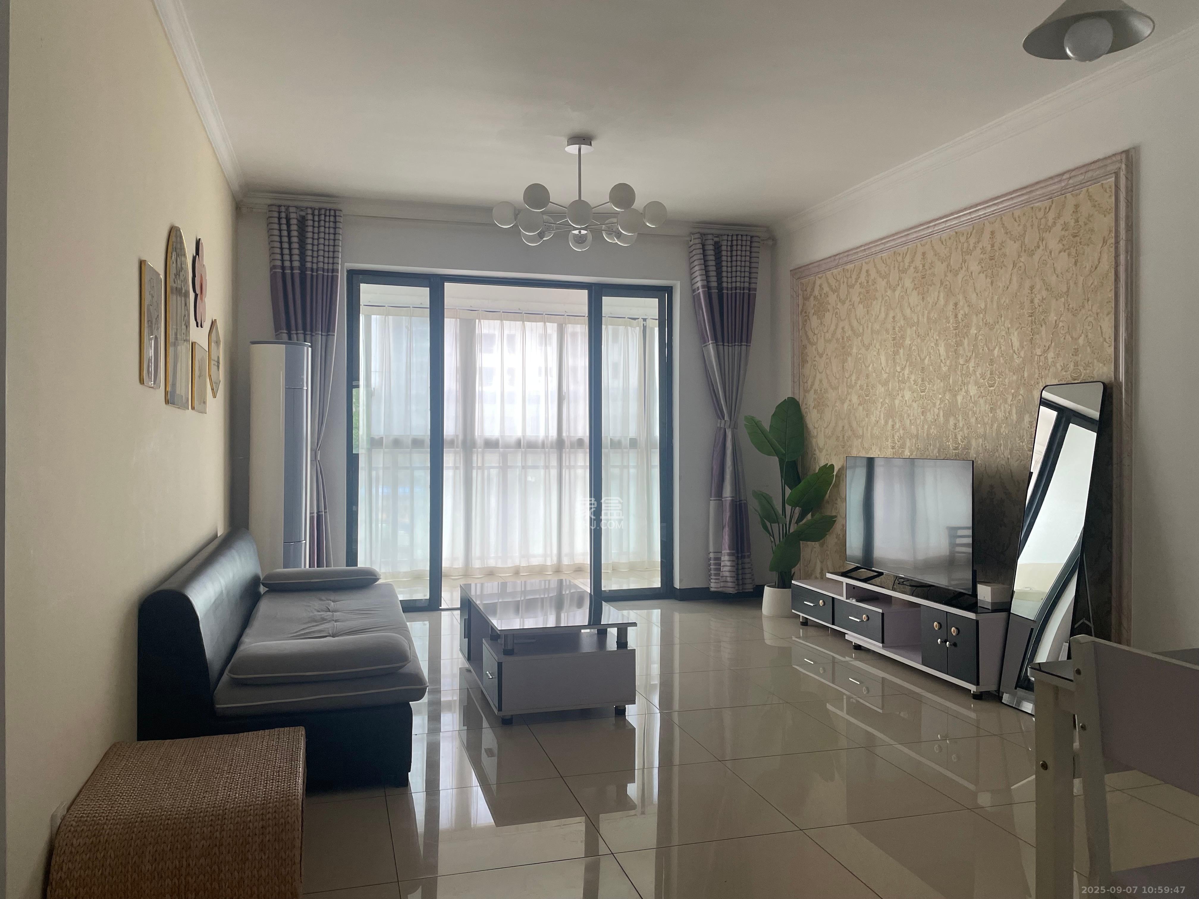 钱隆学府一、二期 2室2厅1卫 1900.0元/月 钱隆学府一、二期 2室2厅1卫 1900.0元/月室内图