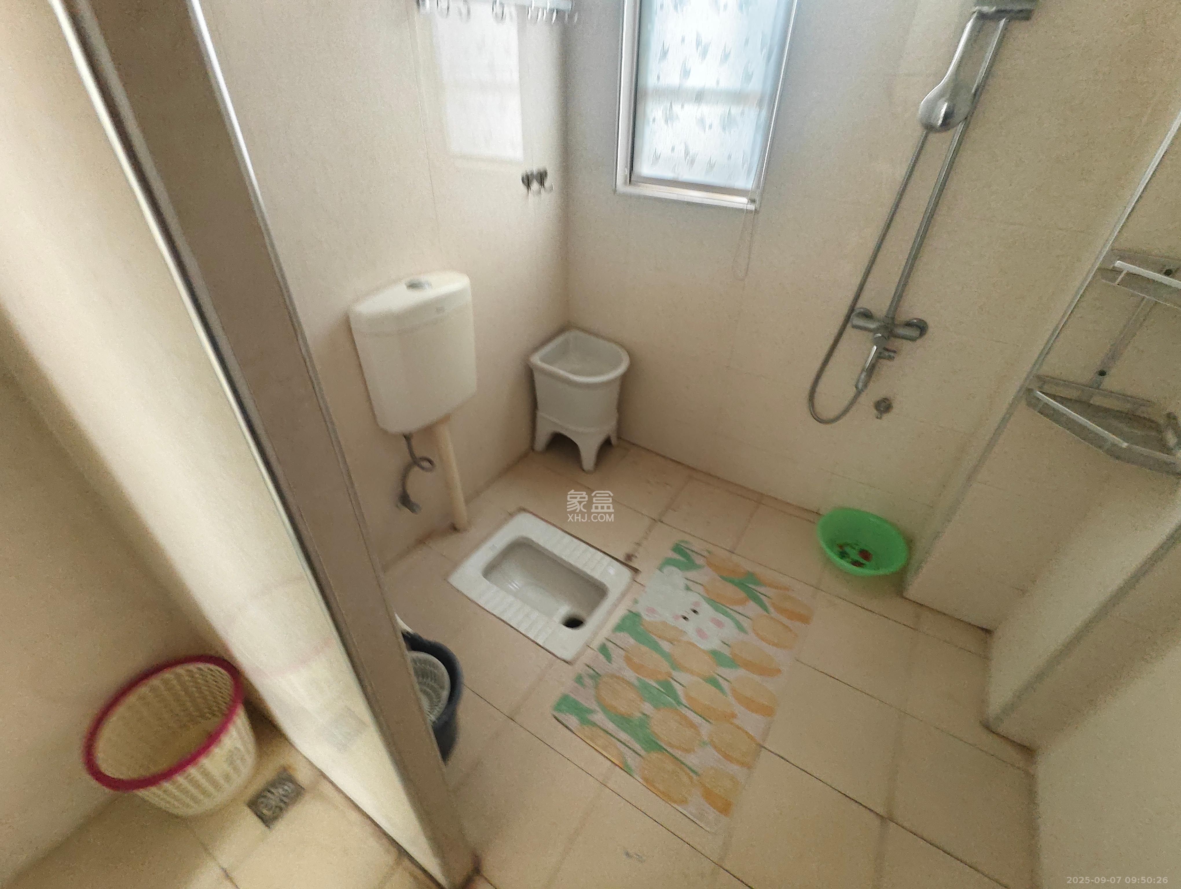 米兰春天  1室0厅0卫    2400.0元/月室内图