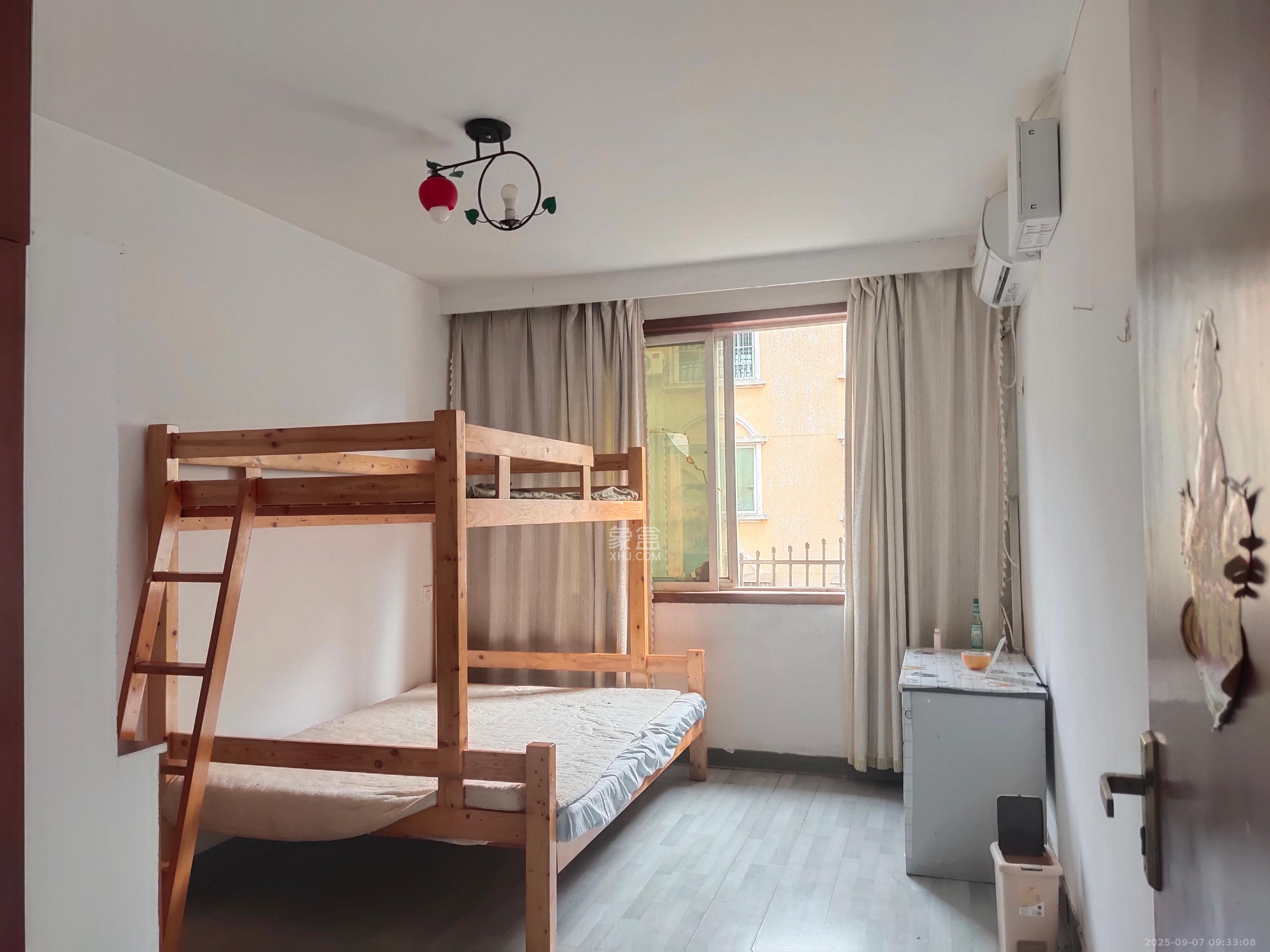 御景龙城 3室2厅2卫 1900.0元/月 御景龙城 3室2厅2卫 1900.0元/月室内图