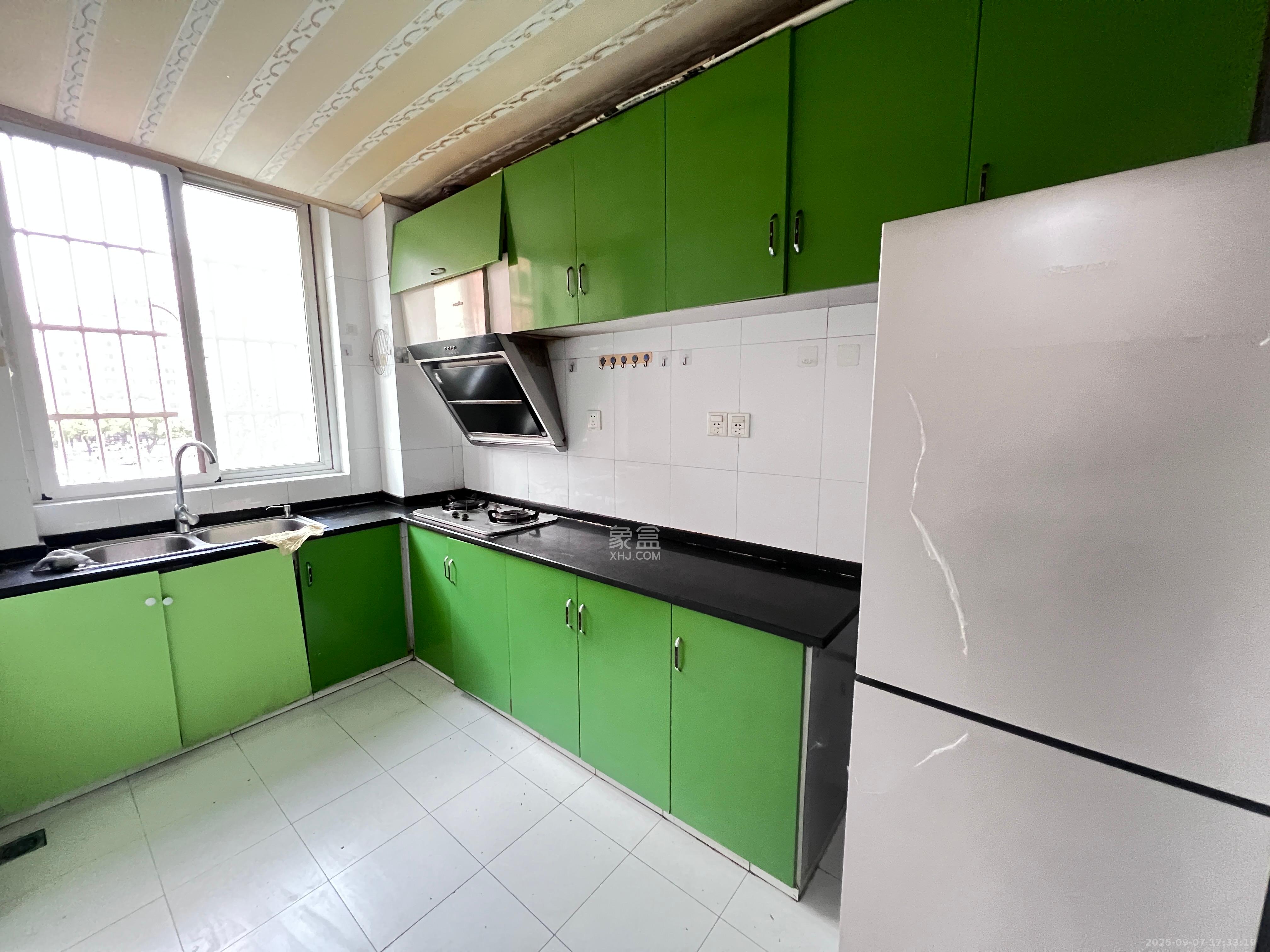 湘樟园小区(湘樟家园)  2室2厅1卫    1700.0元/月 湘樟园小区(湘樟家园)  2室2厅1卫    1700.0元/月室内图