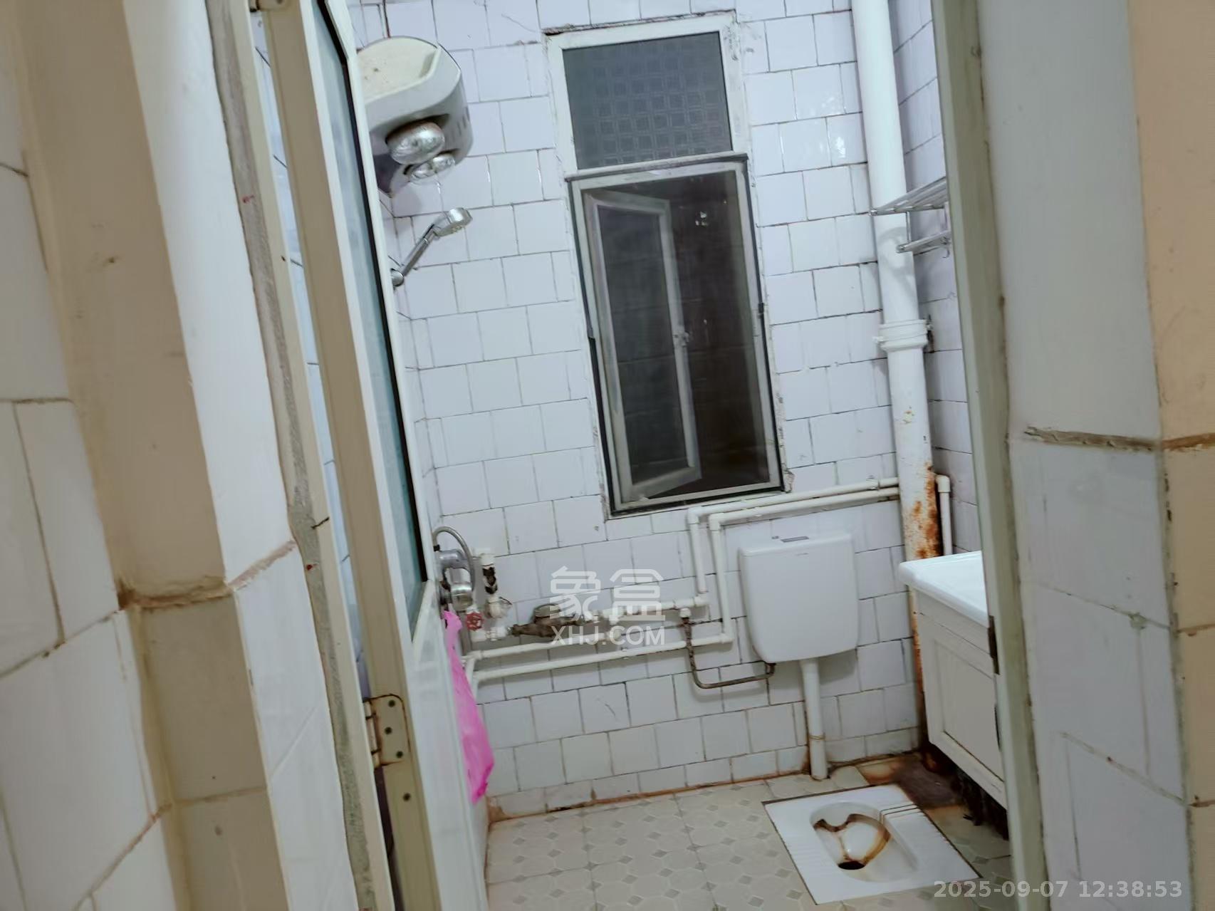 民政局宿舍 2室1厅1卫 1000.0元/月 民政局宿舍 2室1厅1卫 1000.0元/月室内图