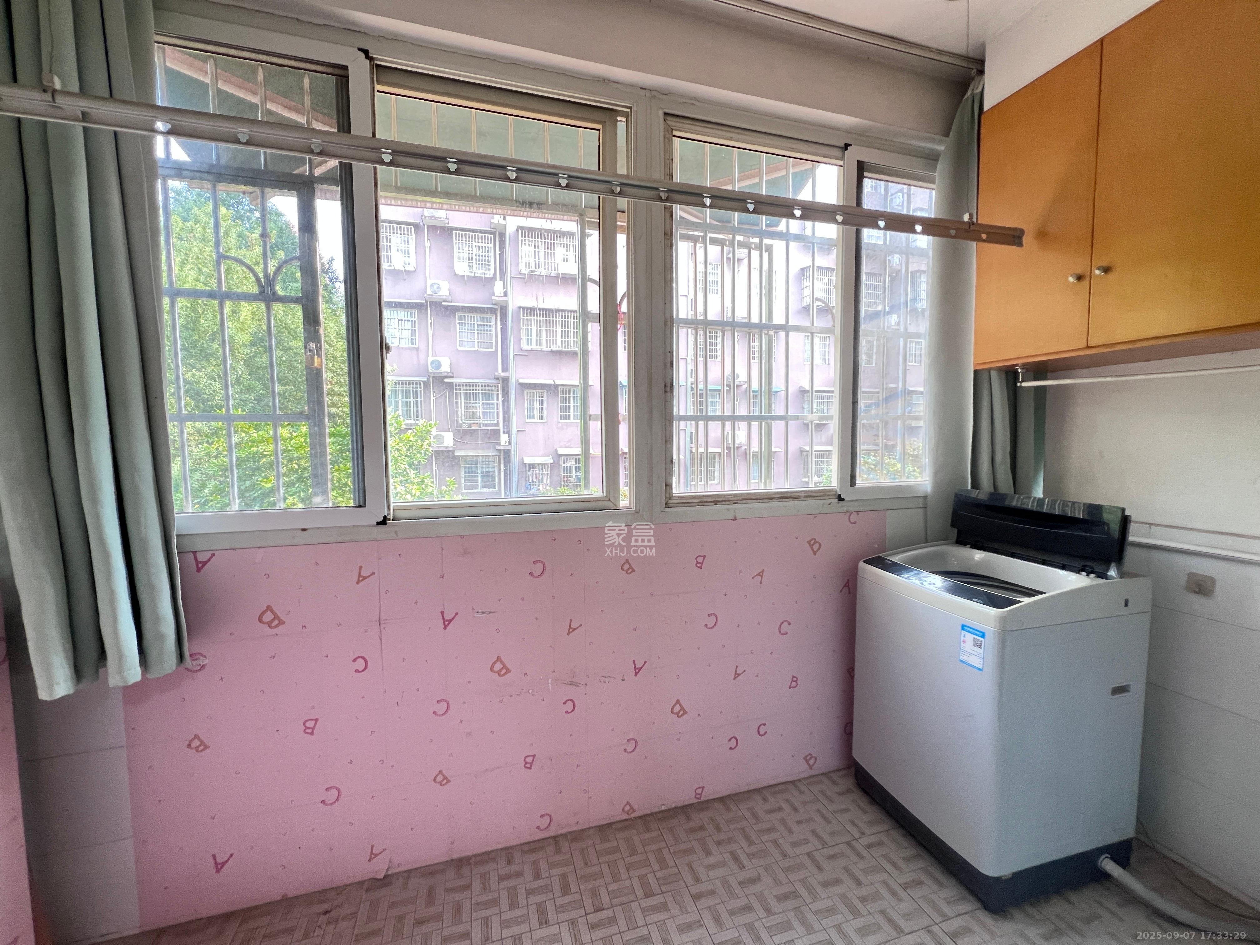 湘樟园小区(湘樟家园)  2室2厅1卫    1700.0元/月 湘樟园小区(湘樟家园)  2室2厅1卫    1700.0元/月室内图