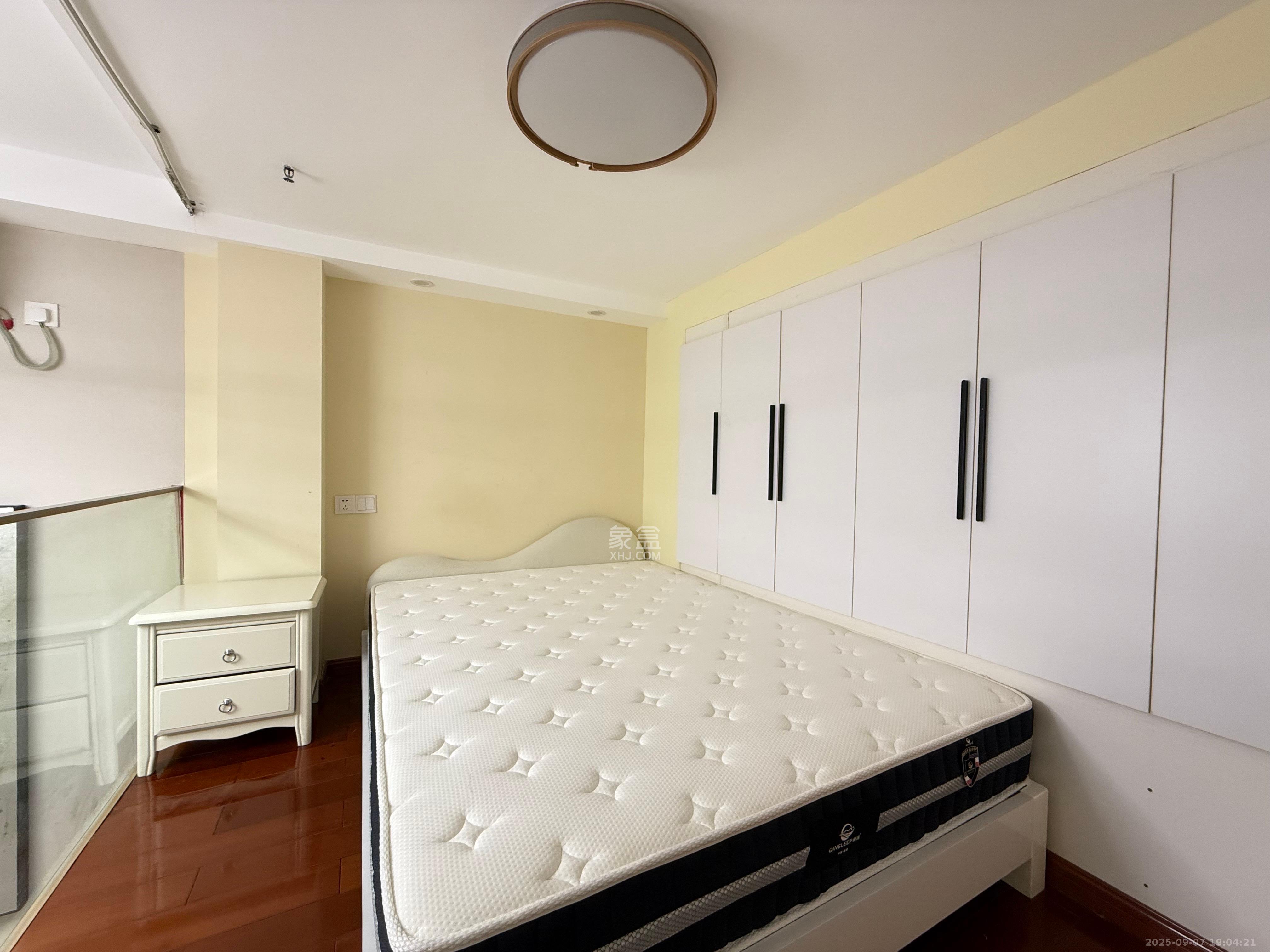 建发央玺(建发泱玺雅苑)  2室1厅1卫    2450.0元/月 建发央玺(建发泱玺雅苑)  2室1厅1卫    2450.0元/月室内图