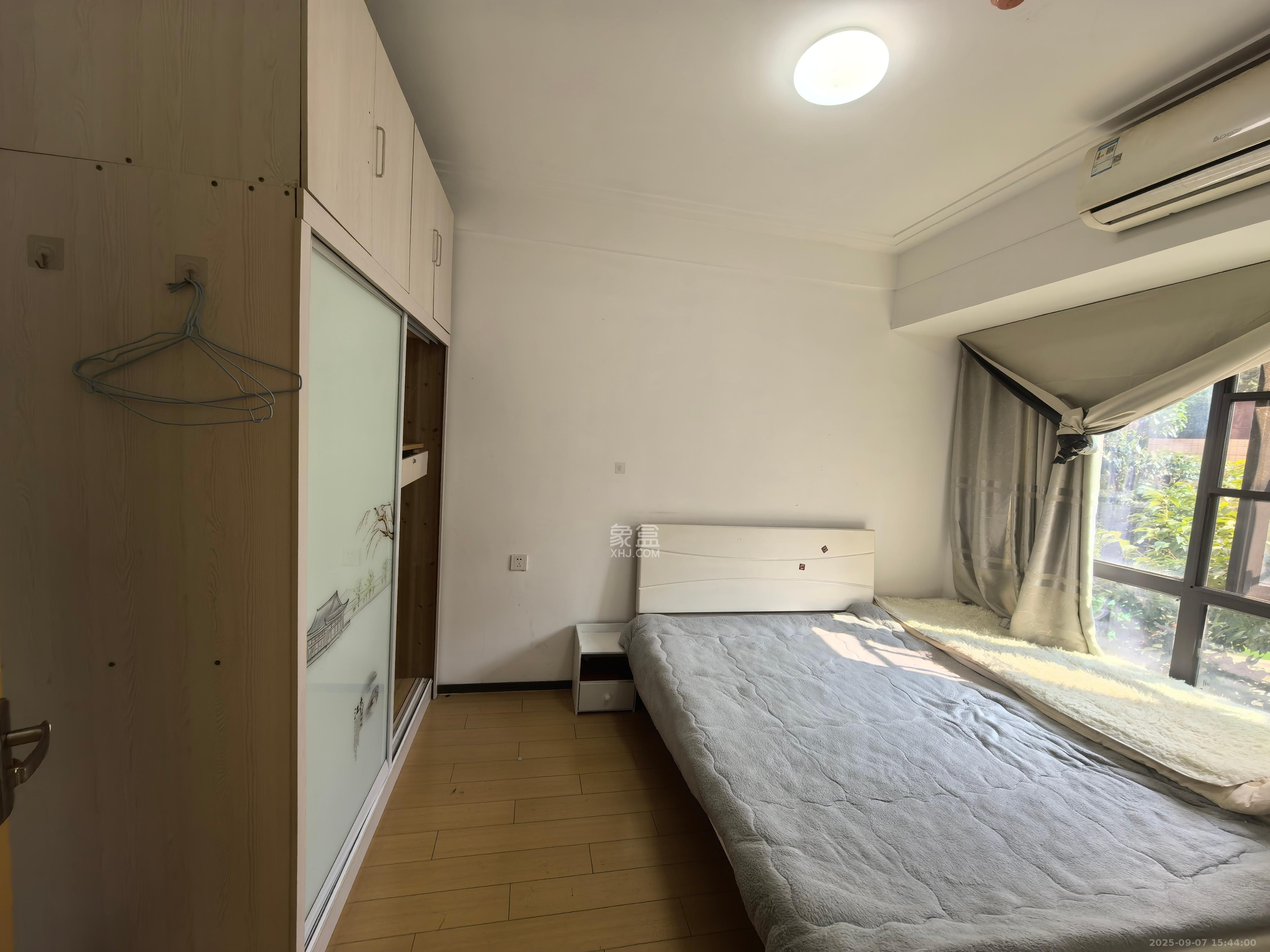 中海新城熙岸(中信新城五期)  2室2厅1卫    1600.0元/月 中海新城熙岸(中信新城五期)  2室2厅1卫    1600.0元/月室内图