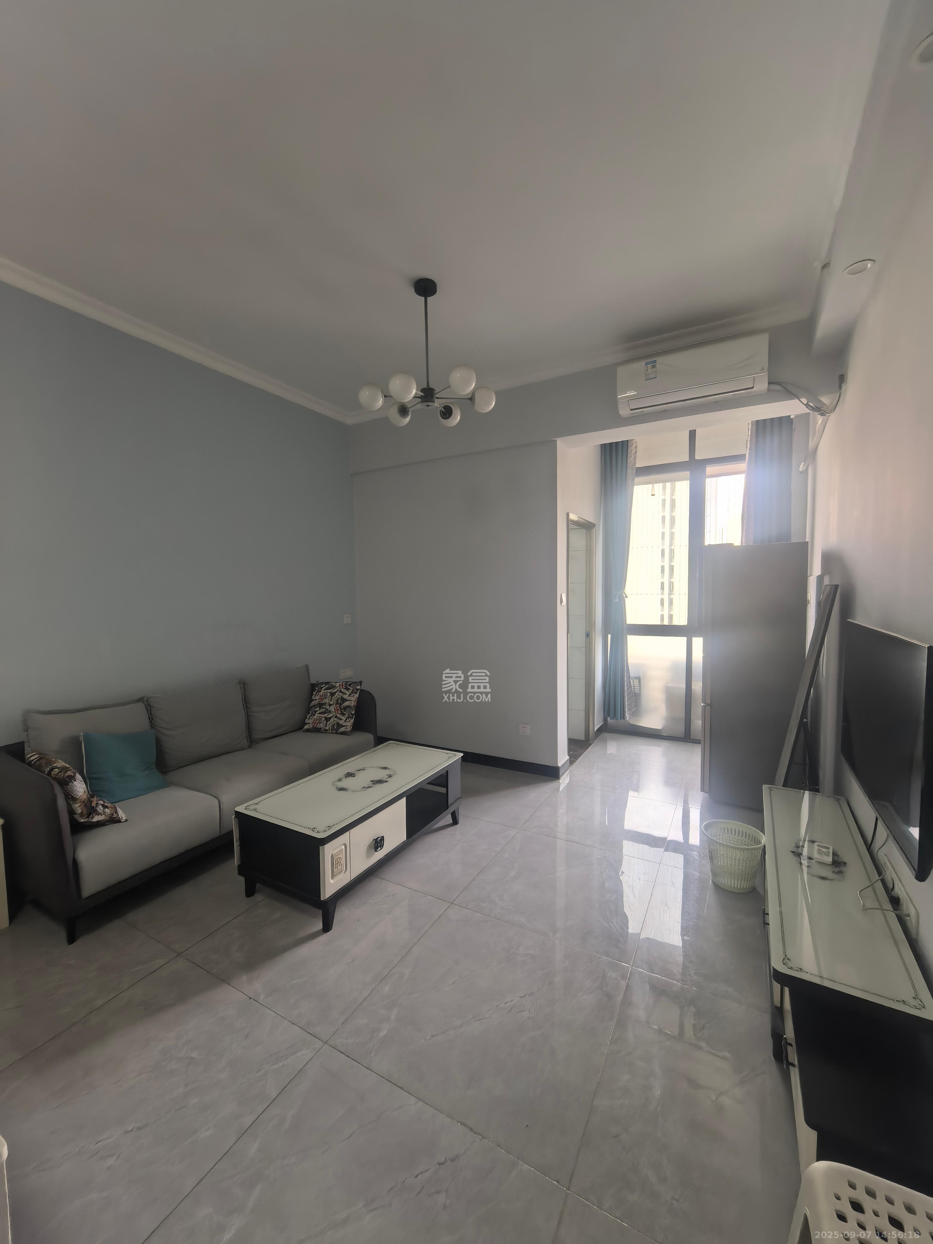 国泰九龙湾 1室0厅0卫 1400.0元/月 国泰九龙湾 1室0厅0卫 1400.0元/月室内图