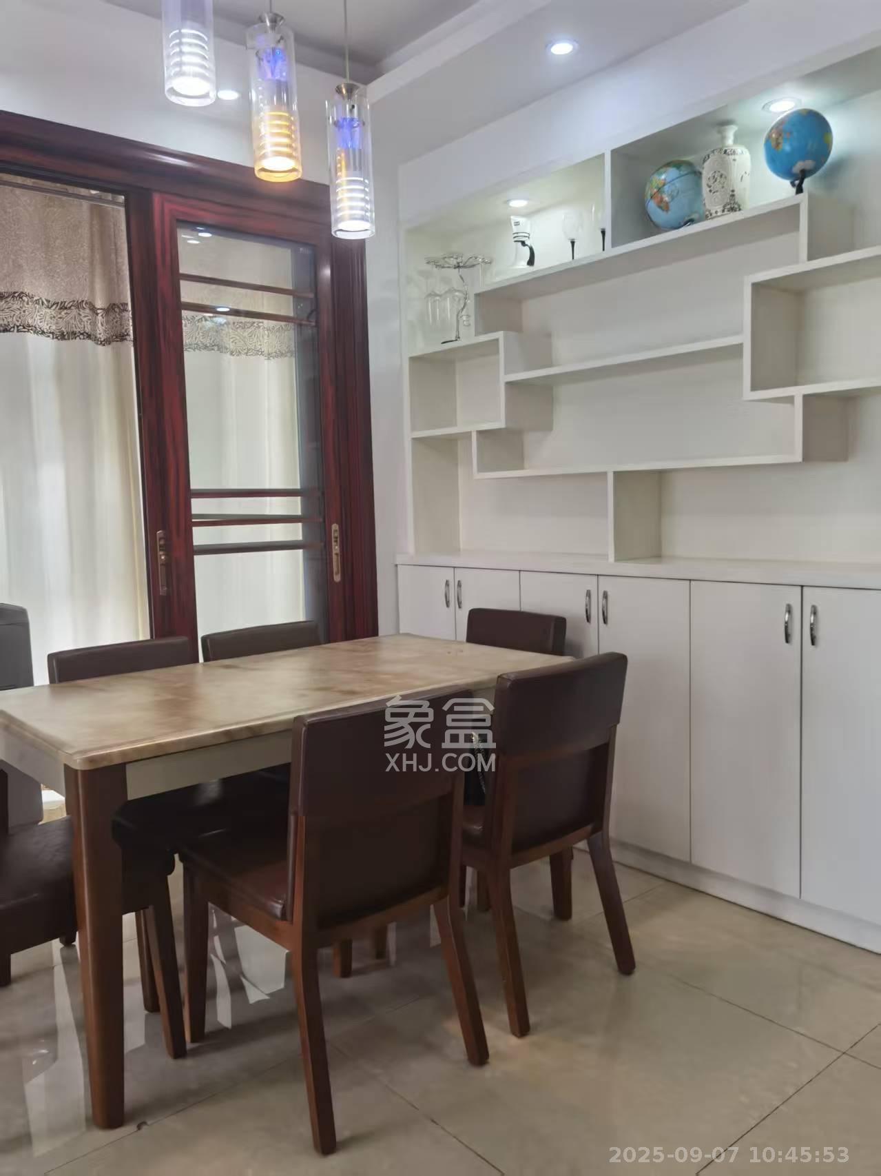 鑫科明珠 2室2厅2卫 2400.0元/月 鑫科明珠 2室2厅2卫 2400.0元/月室内图