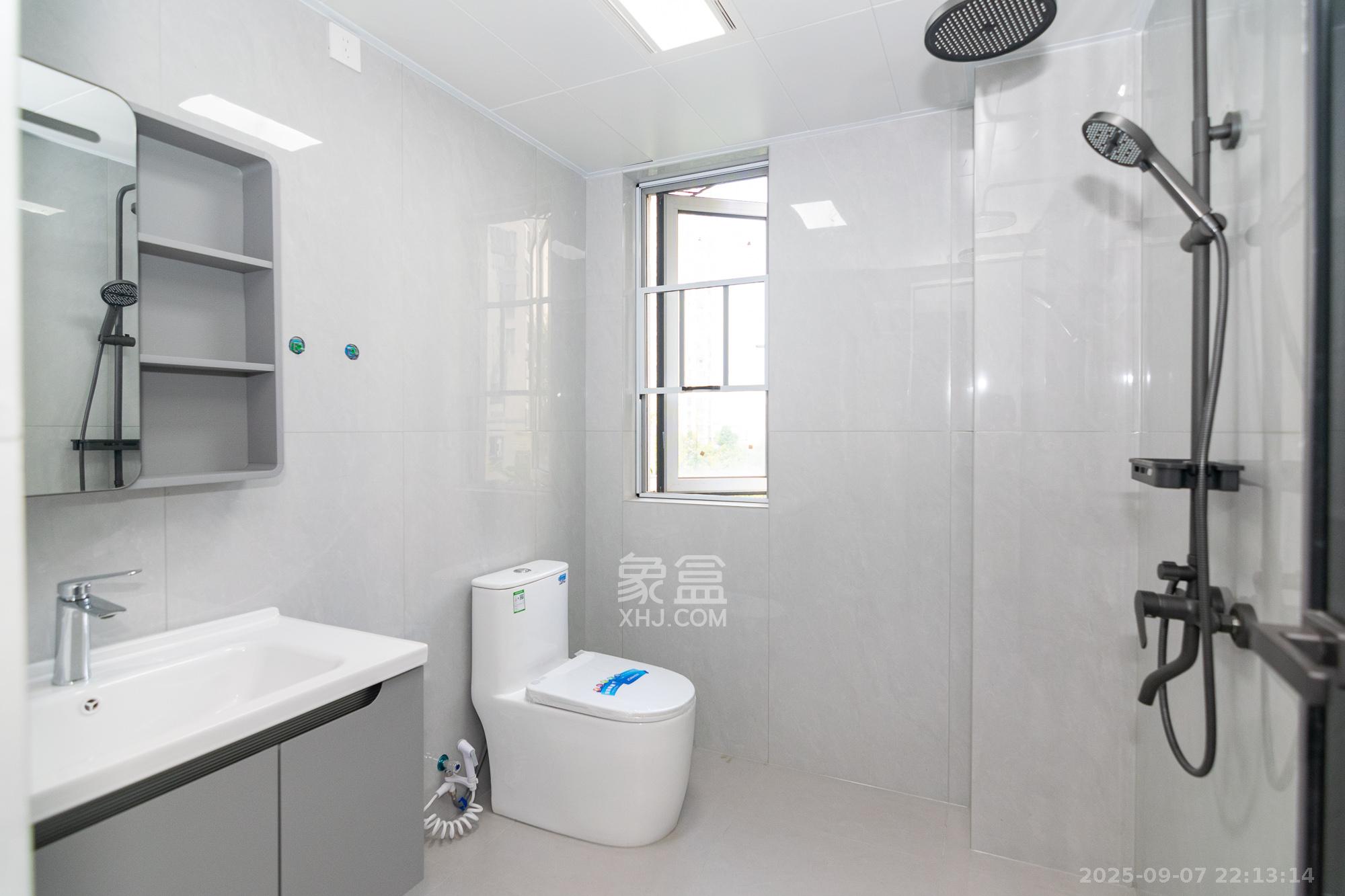 亿达智造小镇望天悦 0室0厅0卫 75.0万 亿达智造小镇望天悦 0室0厅0卫 75.0万卫生间