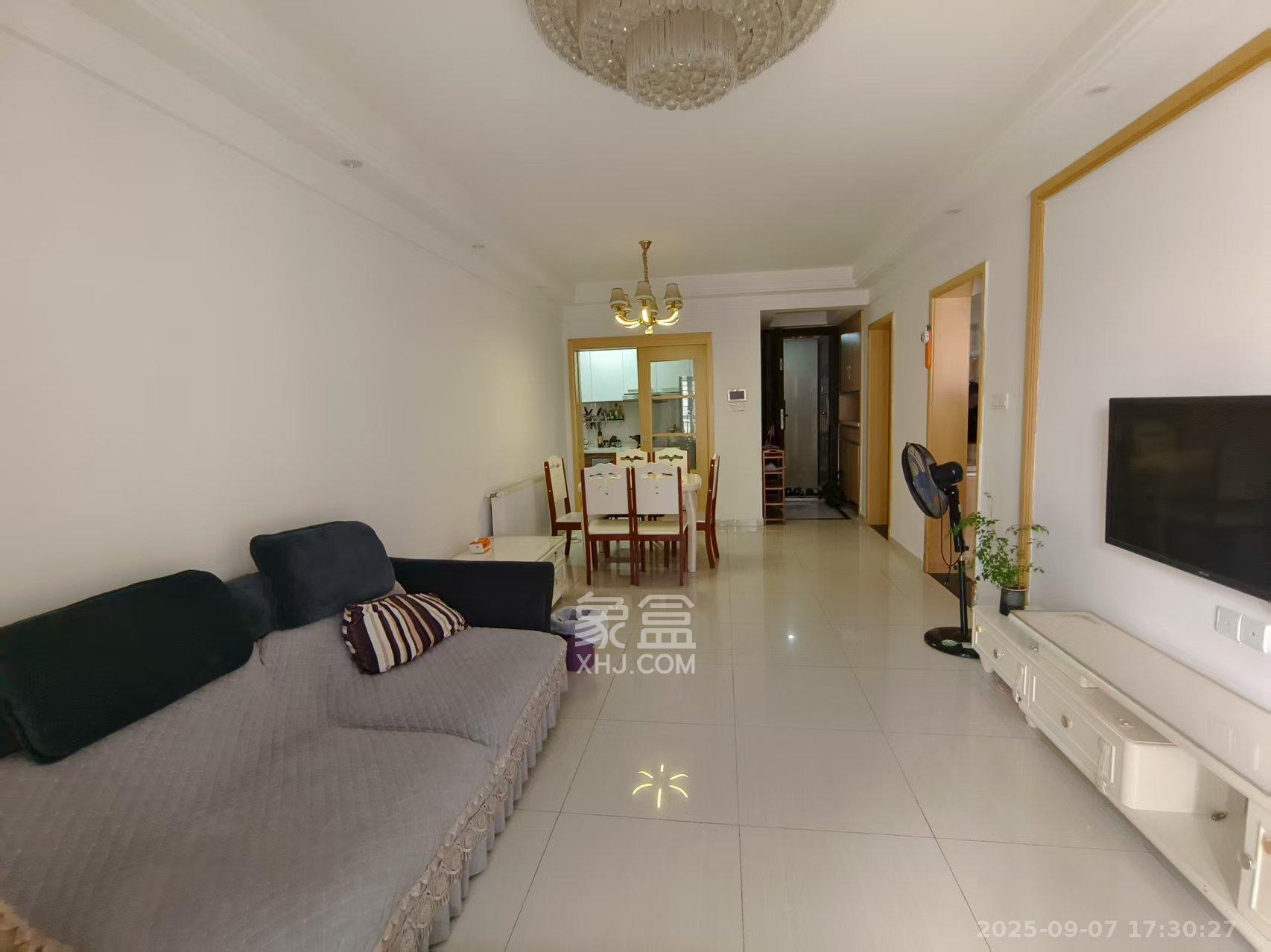 中海国际四期  2室2厅1卫    2000.0元/月 中海国际四期  2室2厅1卫    2000.0元/月