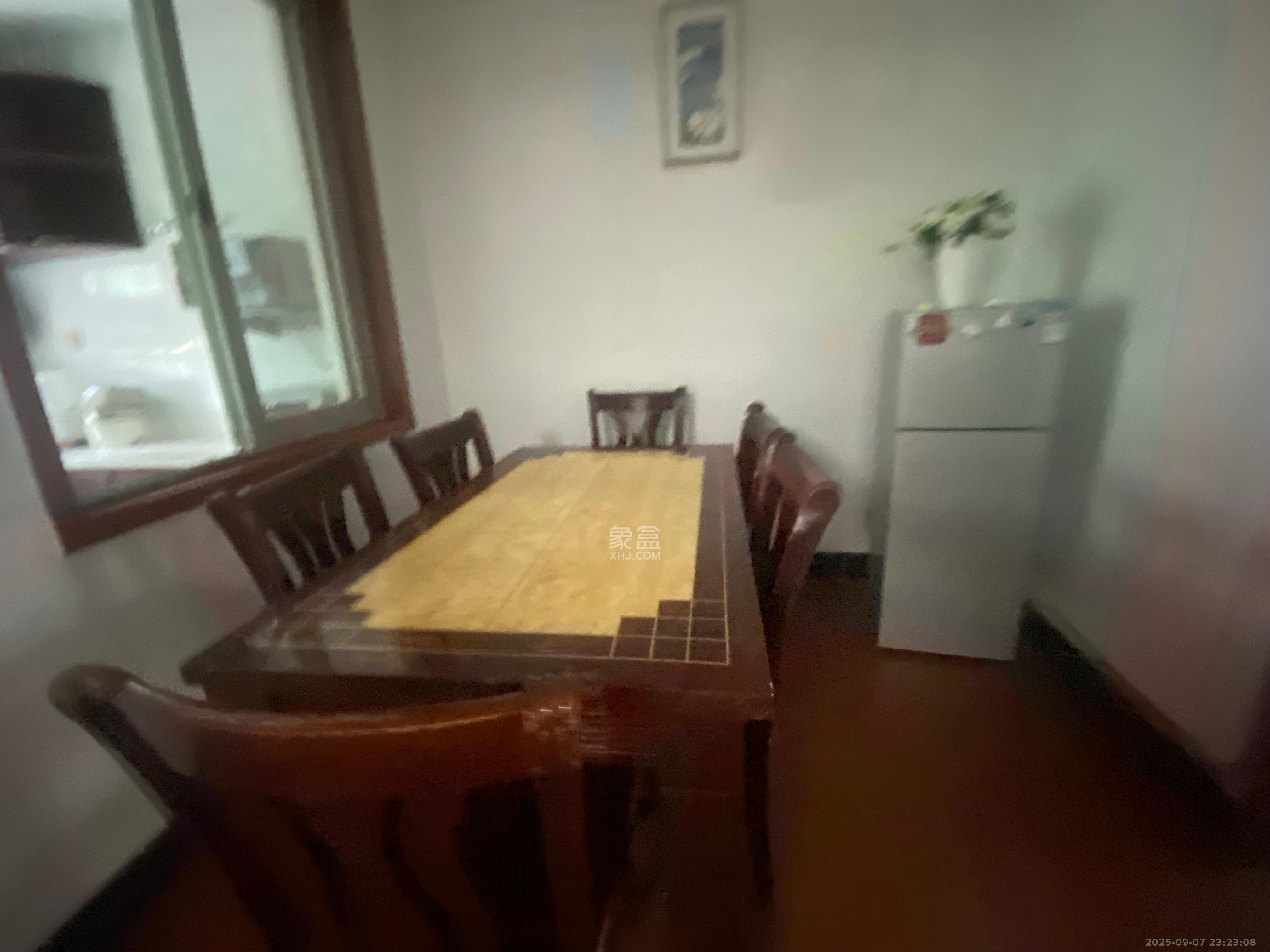 东广济桥社区 1室1厅1卫 1800.0元/月 东广济桥社区 1室1厅1卫 1800.0元/月室内图