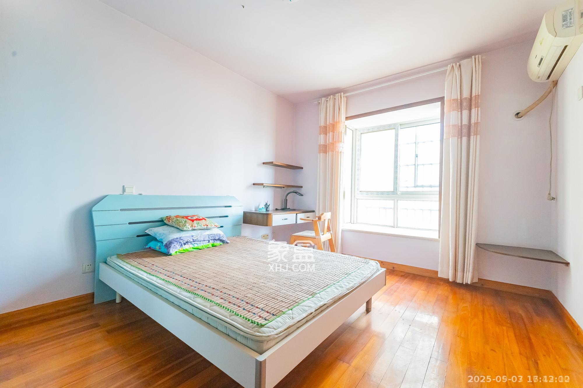 开源鑫阁 4室2厅2卫 2500.0元/月 开源鑫阁 4室2厅2卫 2500.0元/月室内图