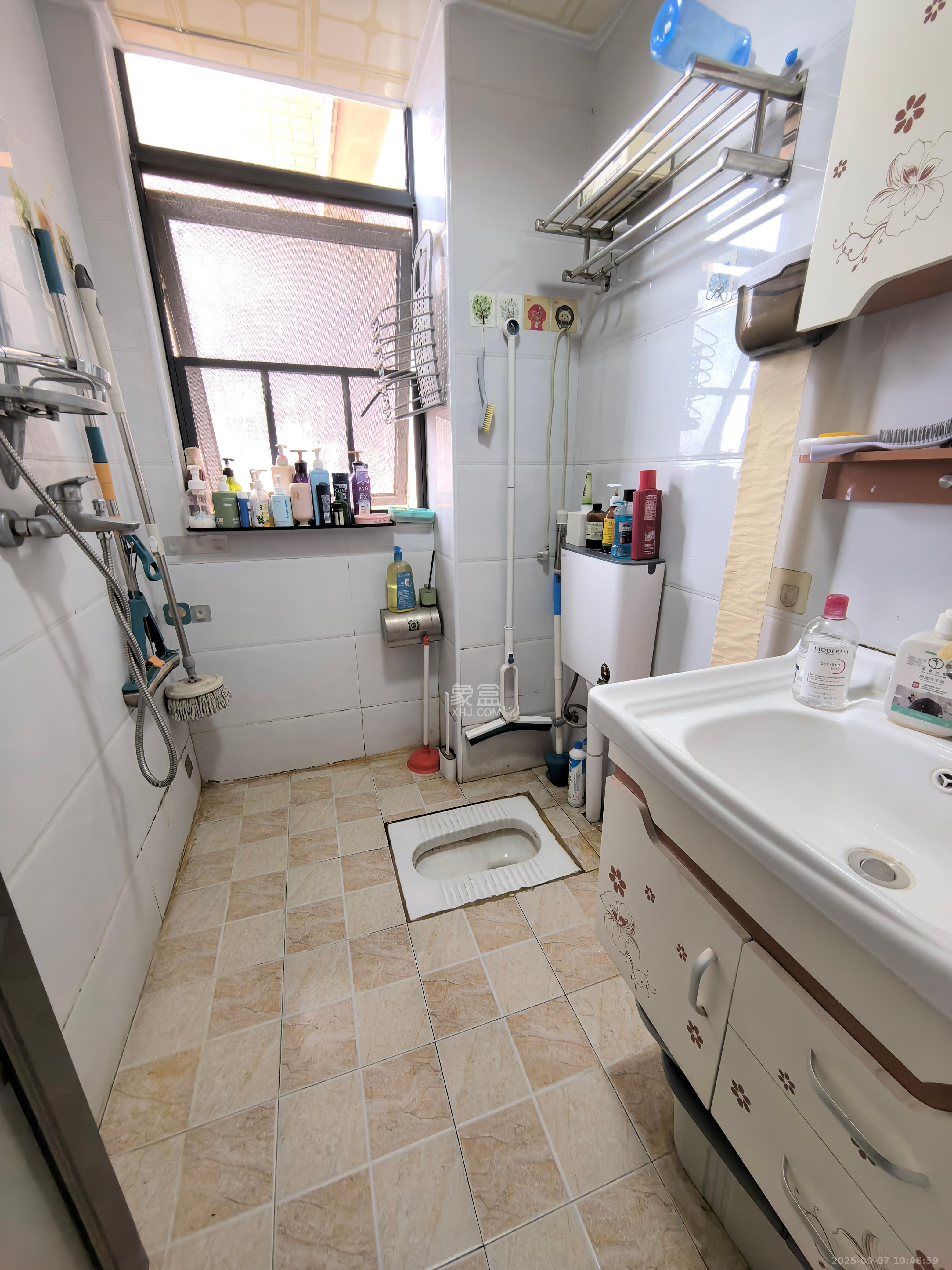 水墨林溪 3室2厅1卫 2200.0元/月 水墨林溪 3室2厅1卫 2200.0元/月室内图