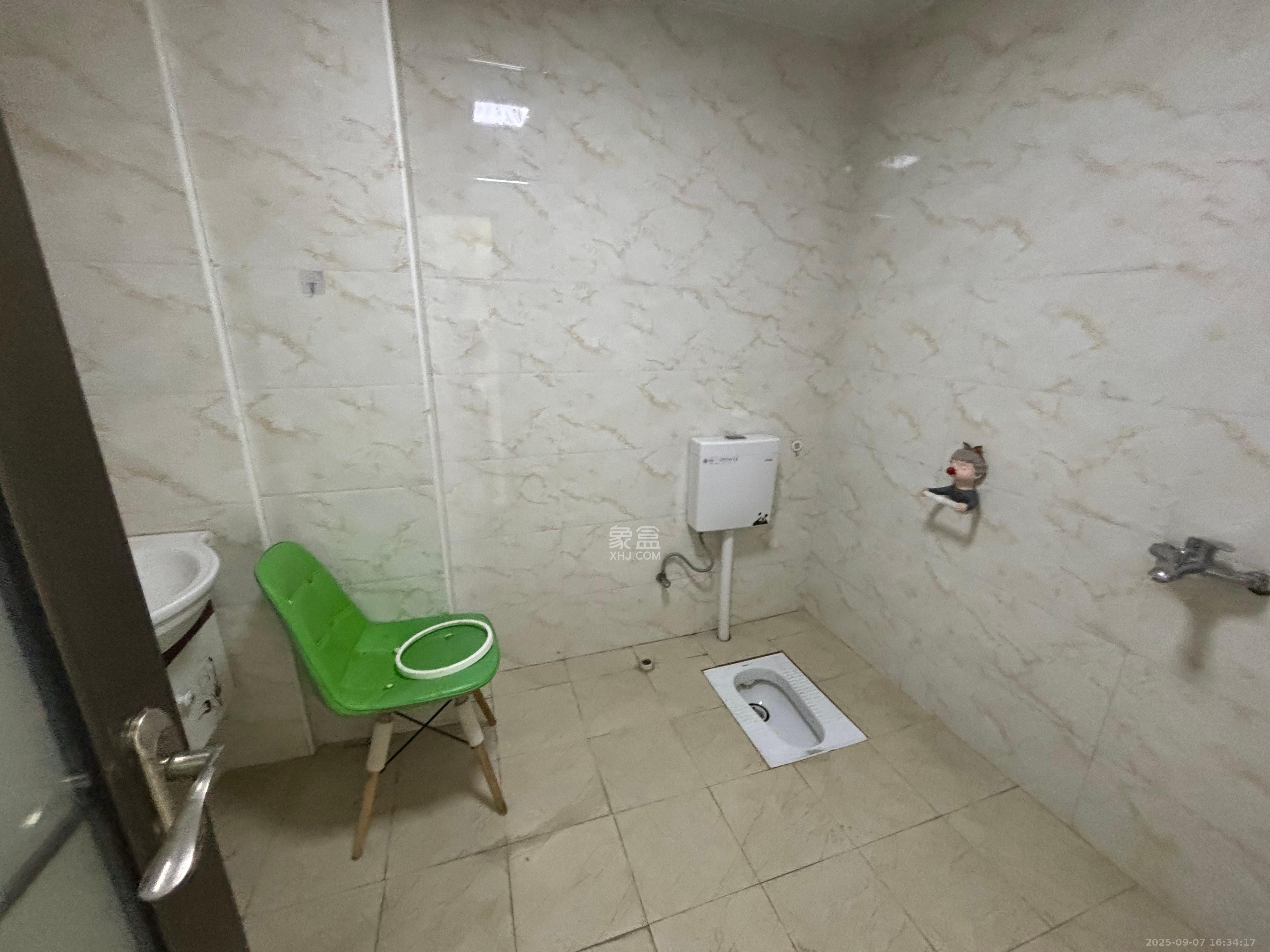 乐尚城 1室1厅1卫 1500.0元/月 乐尚城 1室1厅1卫 1500.0元/月室内图