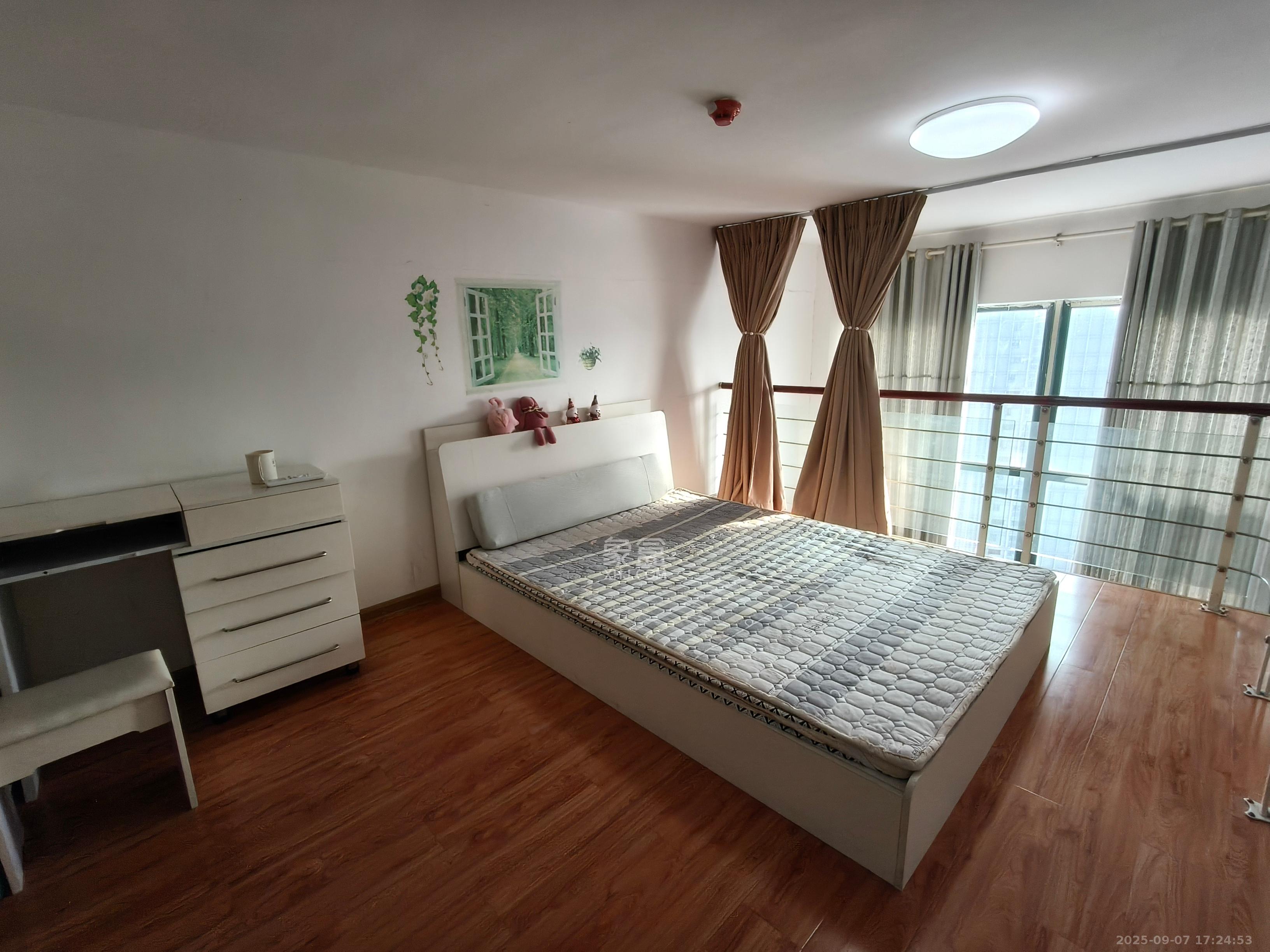 洋湖时代 1室1厅1卫 1600.0元/月 洋湖时代 1室1厅1卫 1600.0元/月室内图