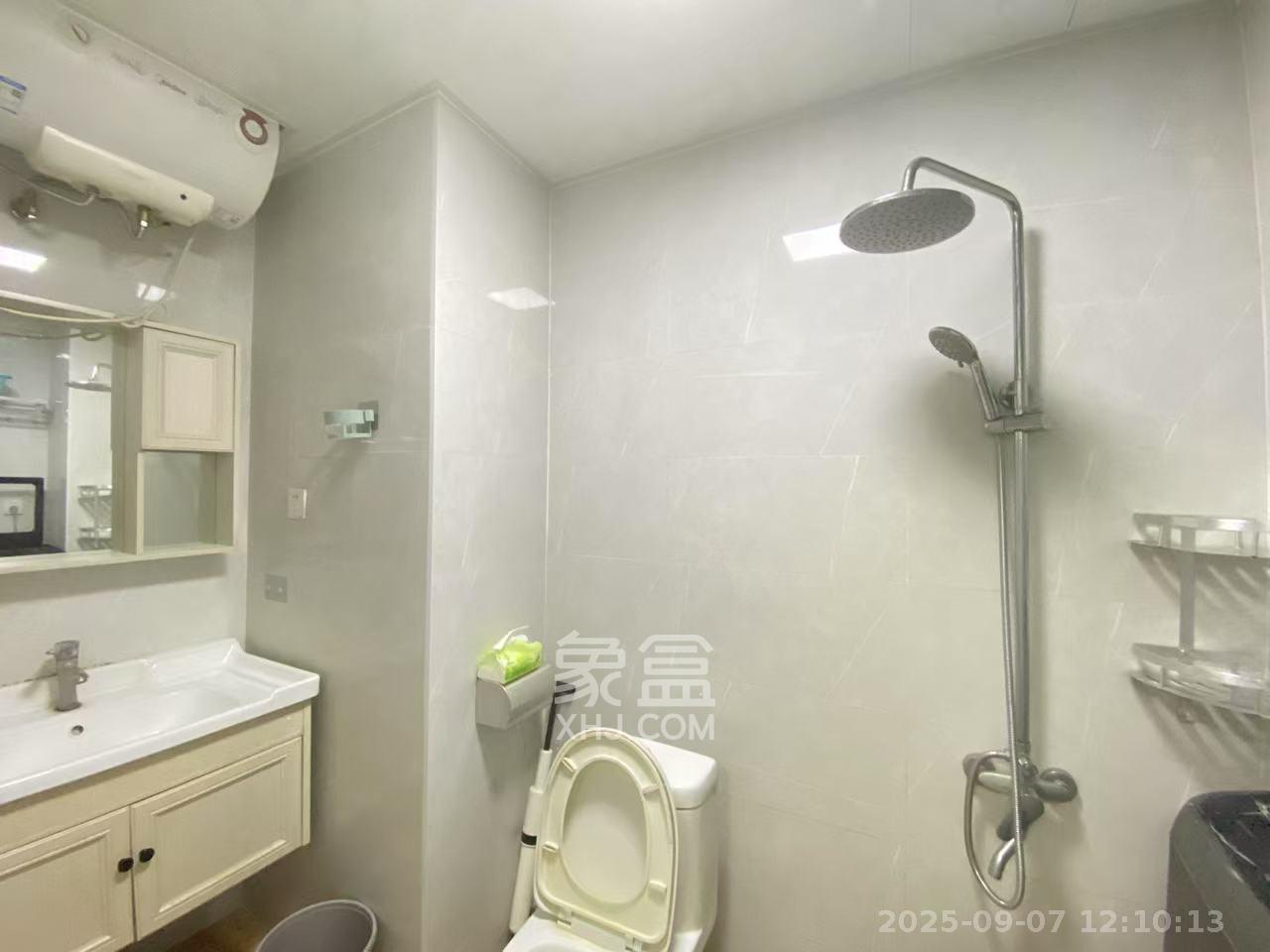 南庭城果   50.0㎡     1500.00元/月室内图