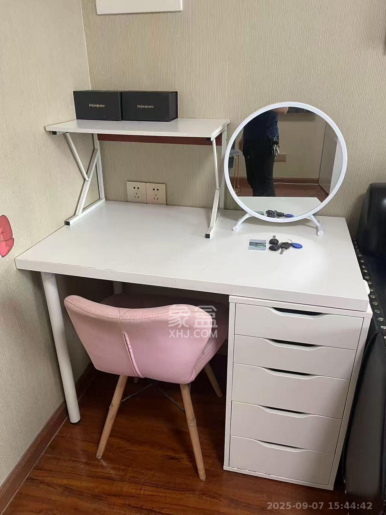 五一钻界 1室0厅0卫 2100.0元/月 五一钻界 1室0厅0卫 2100.0元/月室内图