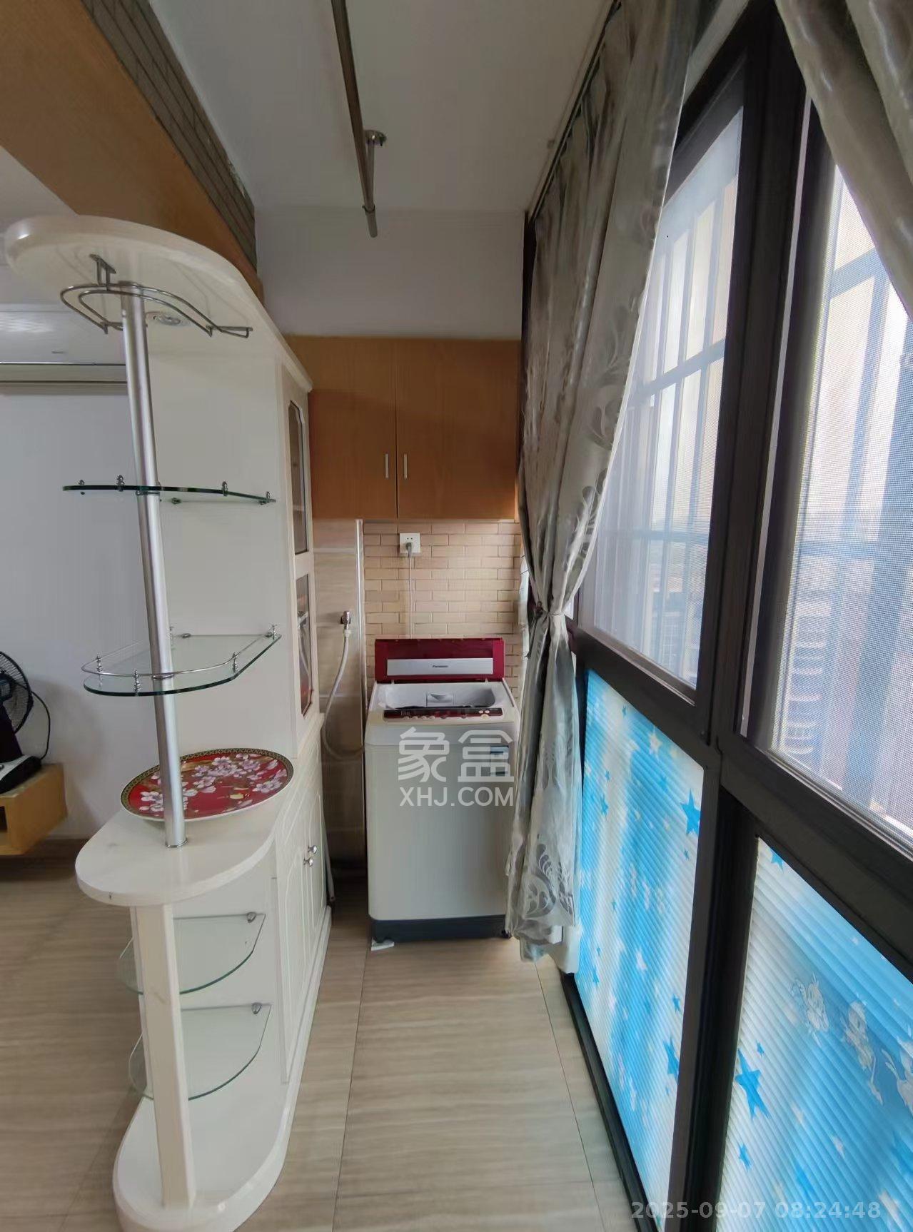 晨兴家园  2室1厅1卫    2400.0元/月室内图