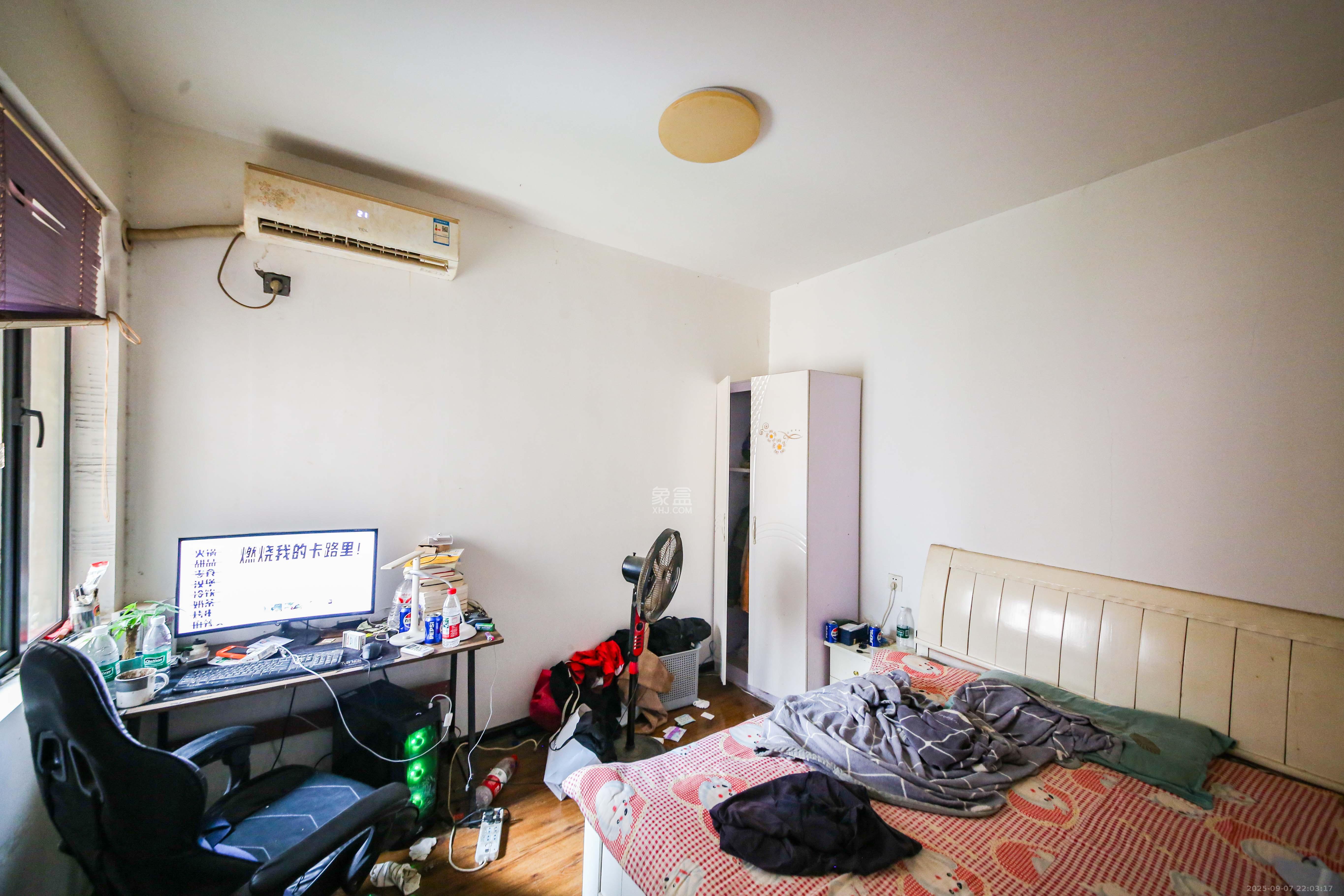 水墨林溪  2室1厅1卫    66.0万 水墨林溪  2室1厅1卫    66.0万卧室