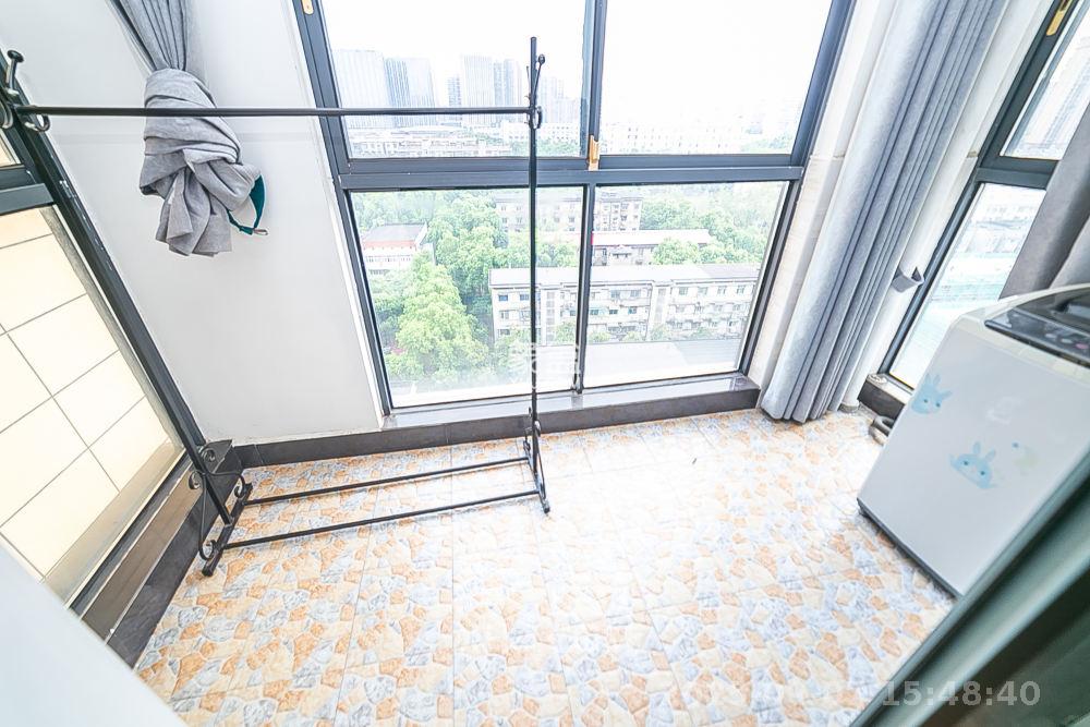 荣盛花语书苑  3室1厅1卫    2800.0元/月室内图