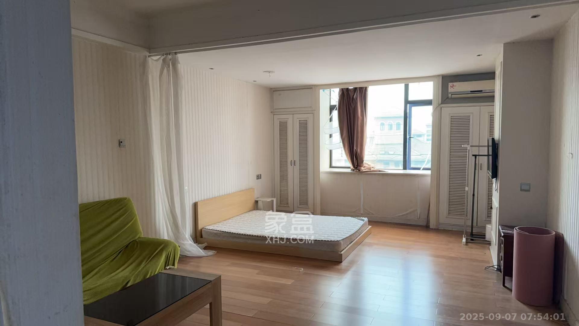 沁园春御院 1室1厅1卫 1600.0元/月 沁园春御院 1室1厅1卫 1600.0元/月室内图