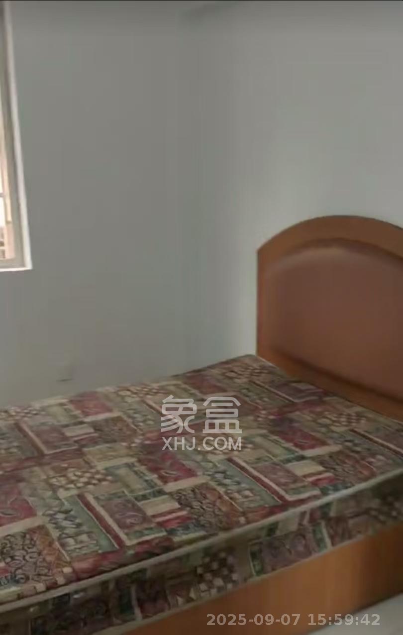 新合四村 3室2厅1卫 2000.0元/月 新合四村 3室2厅1卫 2000.0元/月室内图