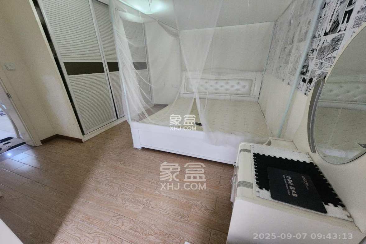 奥克斯广场 2室2厅1卫 2900.0元/月 奥克斯广场 2室2厅1卫 2900.0元/月室内图