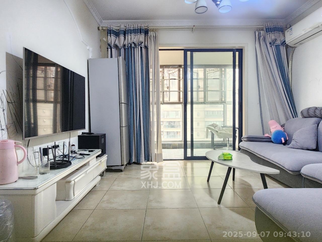 奥克斯广场 2室2厅1卫 2900.0元/月 奥克斯广场 2室2厅1卫 2900.0元/月室内图