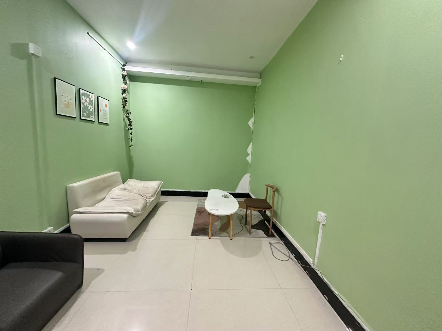 进步亚泰 5室2厅1卫 2000.0元/月 进步亚泰 5室2厅1卫 2000.0元/月室内图