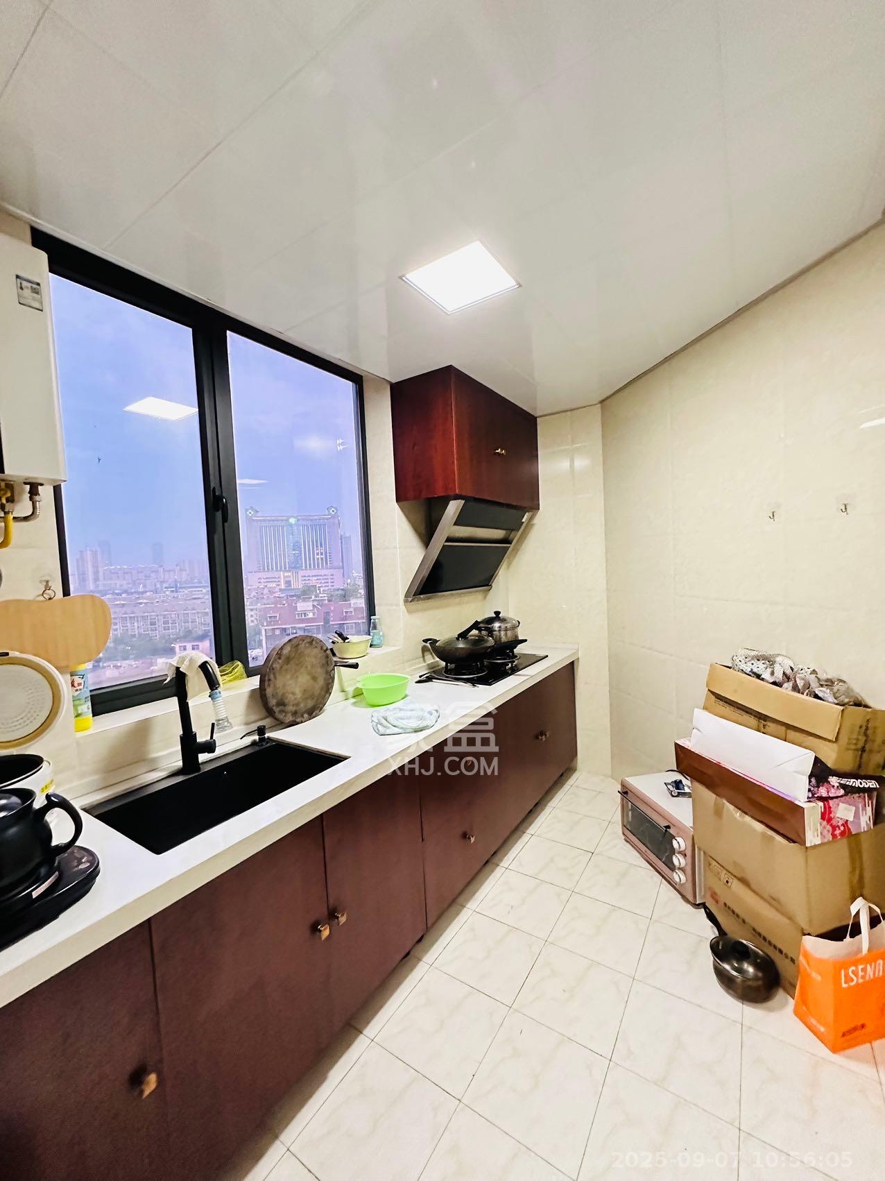 建安新商汇  2室1厅1卫    4500.0元/月室内图