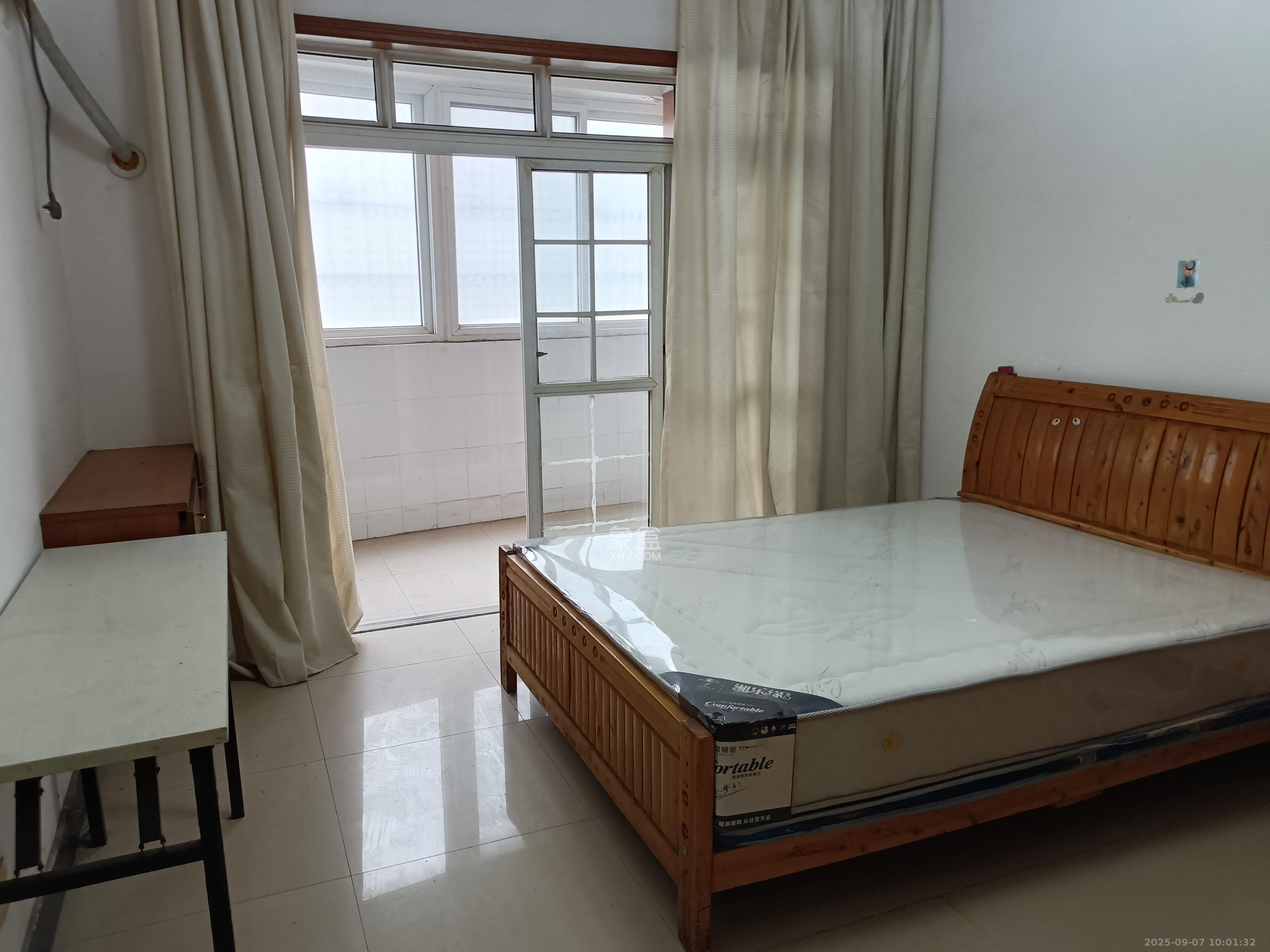 红星农博住宅小区(佳英农博小区)  3室1厅2卫    2200.0元/月 红星农博住宅小区(佳英农博小区)  3室1厅2卫    2200.0元/月室内图