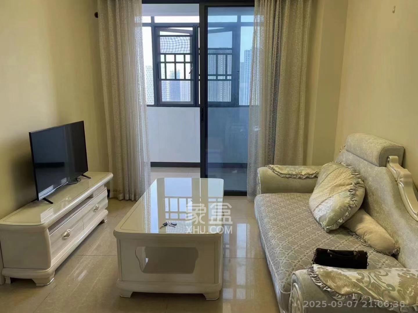 金轮星光名座 2室1厅1卫 1600.0元/月 金轮星光名座 2室1厅1卫 1600.0元/月室内图