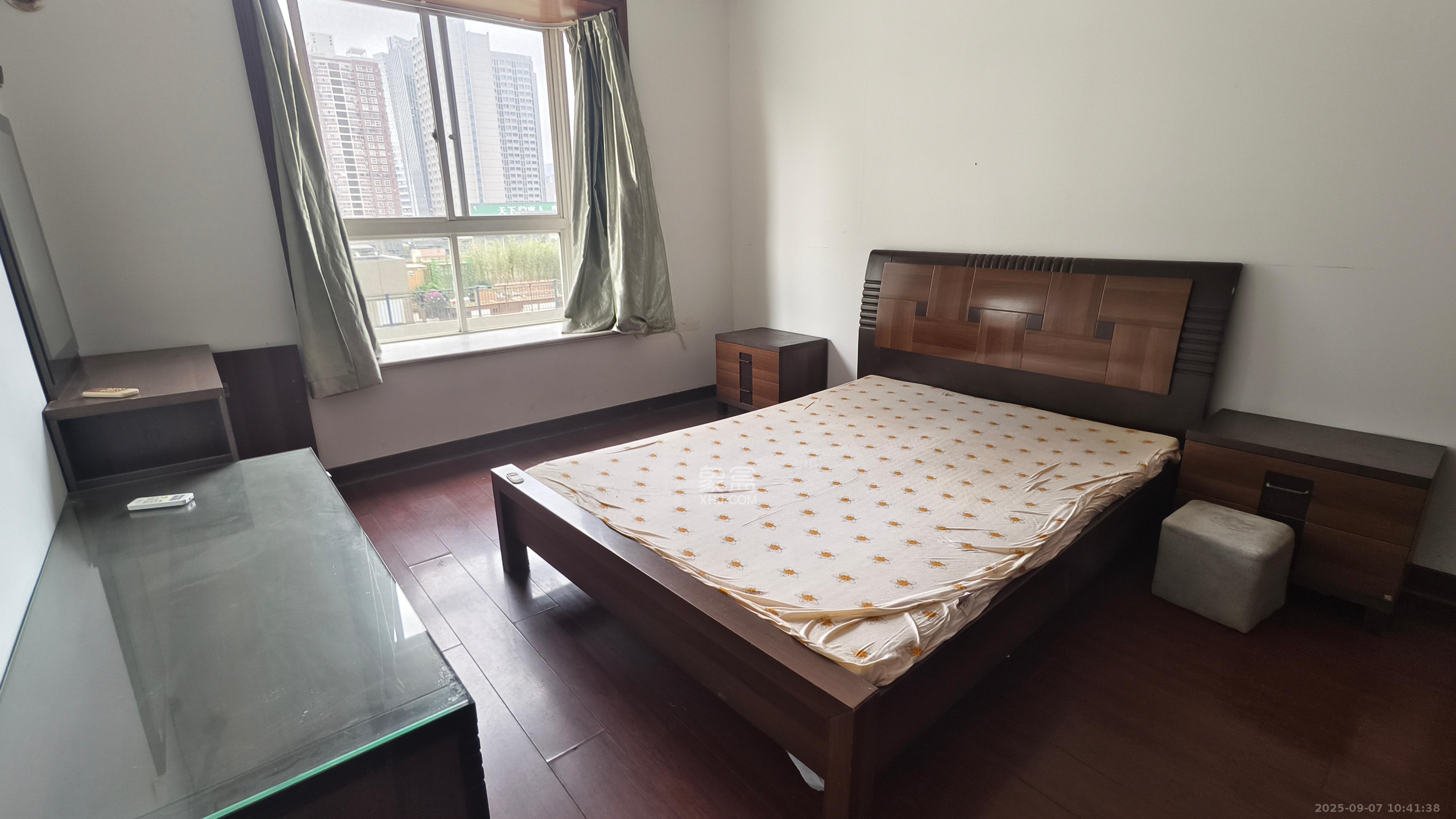 福乐名园  3室2厅2卫    2980.0元/月 福乐名园  3室2厅2卫    2980.0元/月室内图