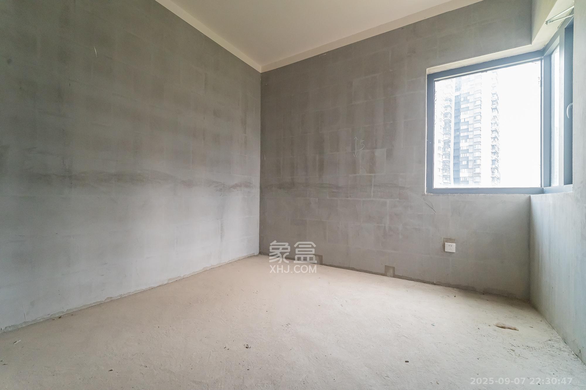 恒基凯旋门三期 3室2厅1卫 71.8万 恒基凯旋门三期 3室2厅1卫 71.8万其他